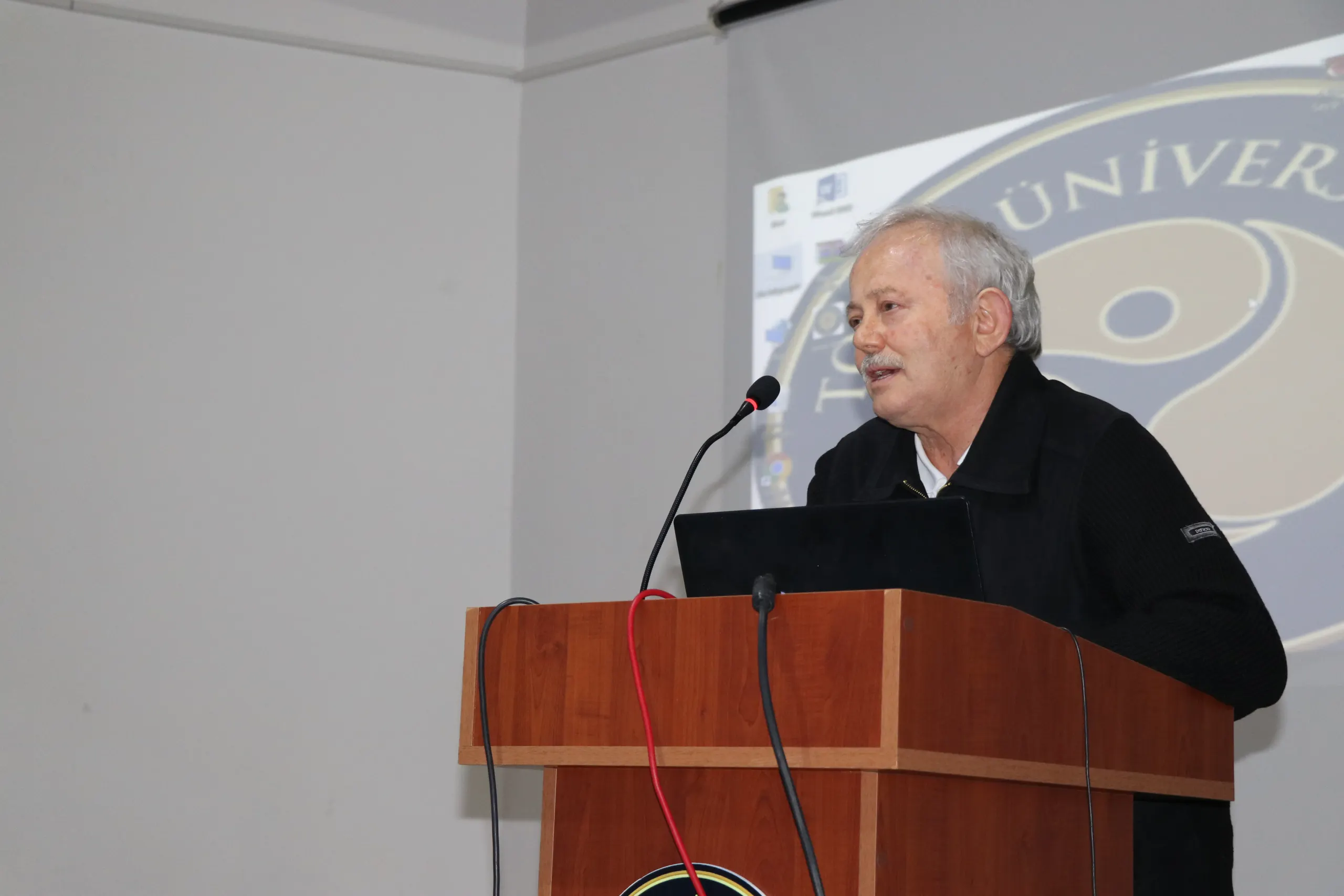 Toros Üniversitesi’nde Antrenör Gelişim Semineri