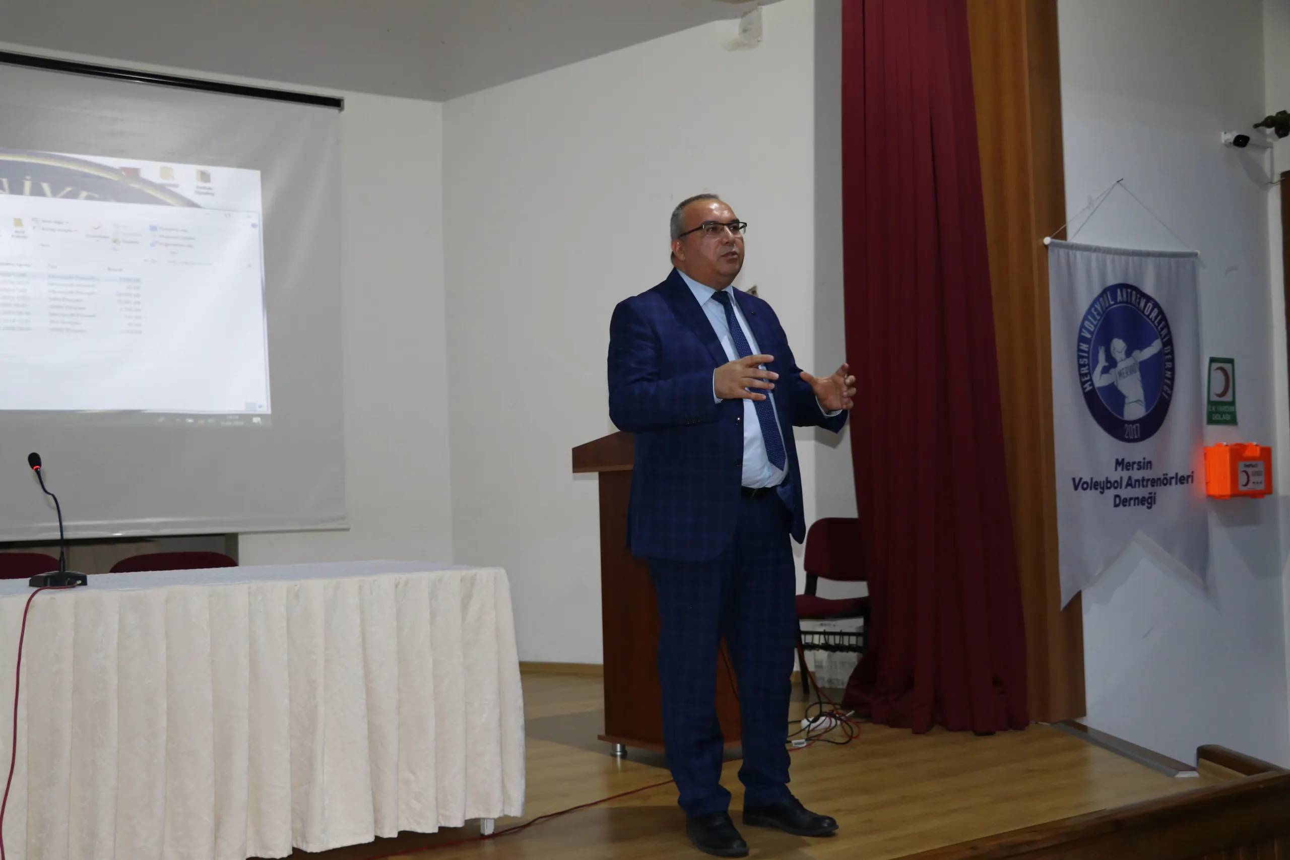 Toros Üniversitesi’nde Antrenör Gelişim Semineri