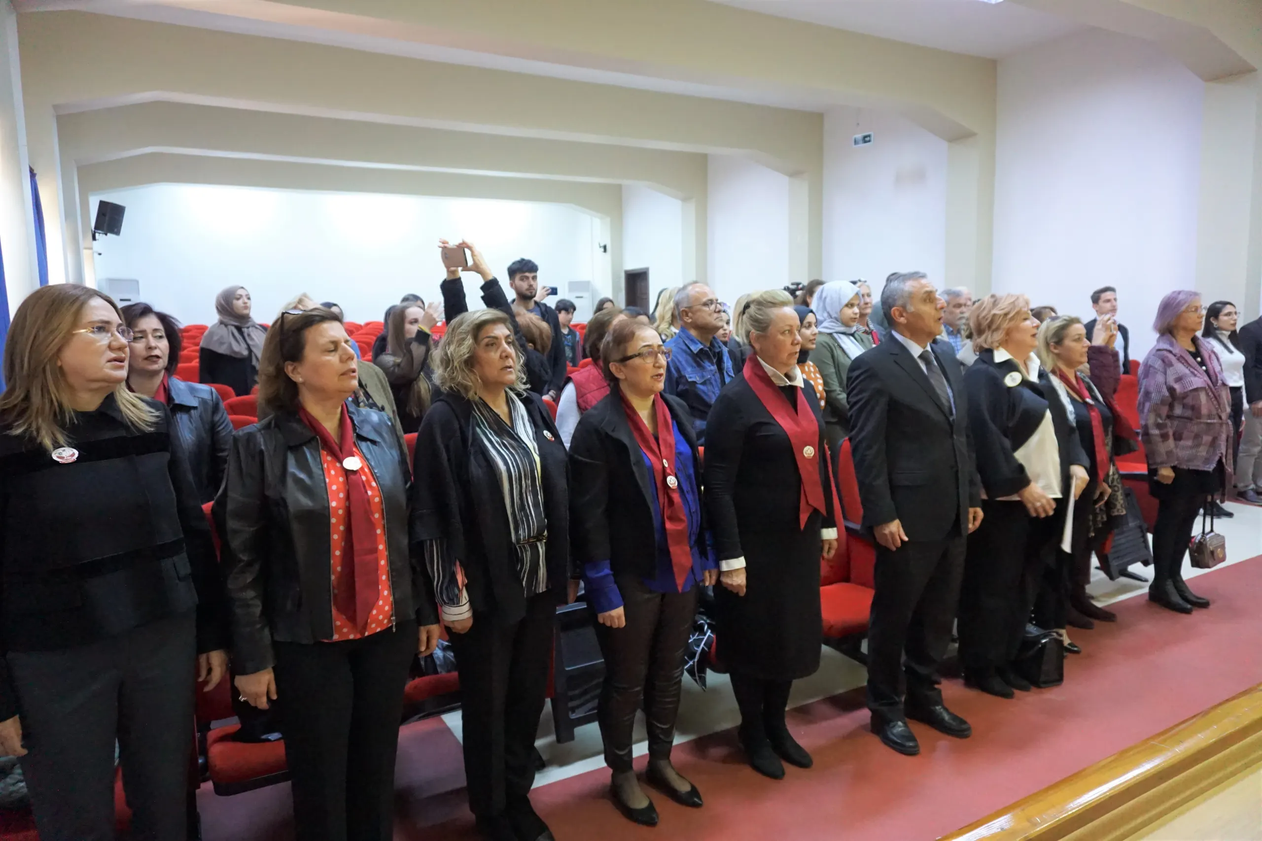 Toros Üniversitesi’nde “işaret Dili Eğitimi” Sertifikaları Verildi