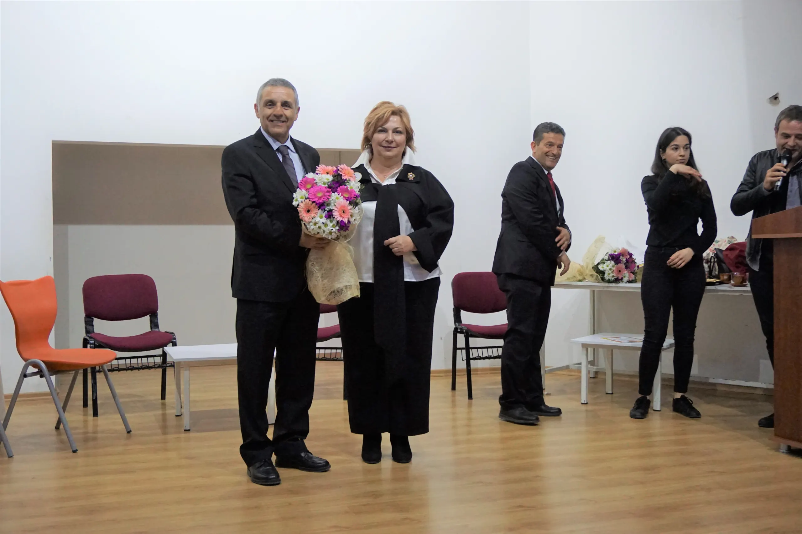 Toros Üniversitesi’nde “işaret Dili Eğitimi” Sertifikaları Verildi