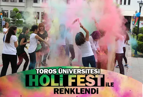 Toros Üniversitesi Holi Fest ile Renklendi