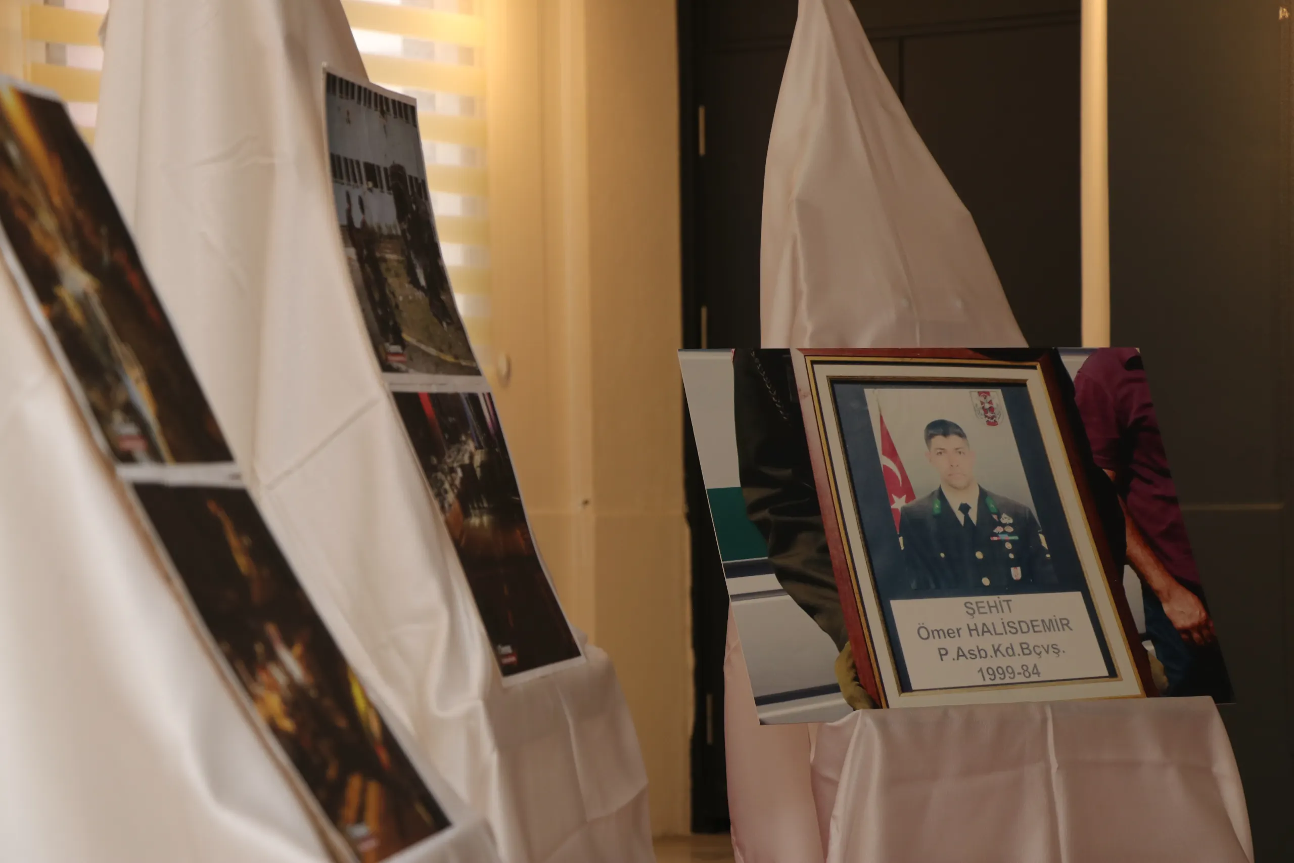 Toros Üniversitesi’nde 15 Temmuz Kahramanları Anma Sergisi