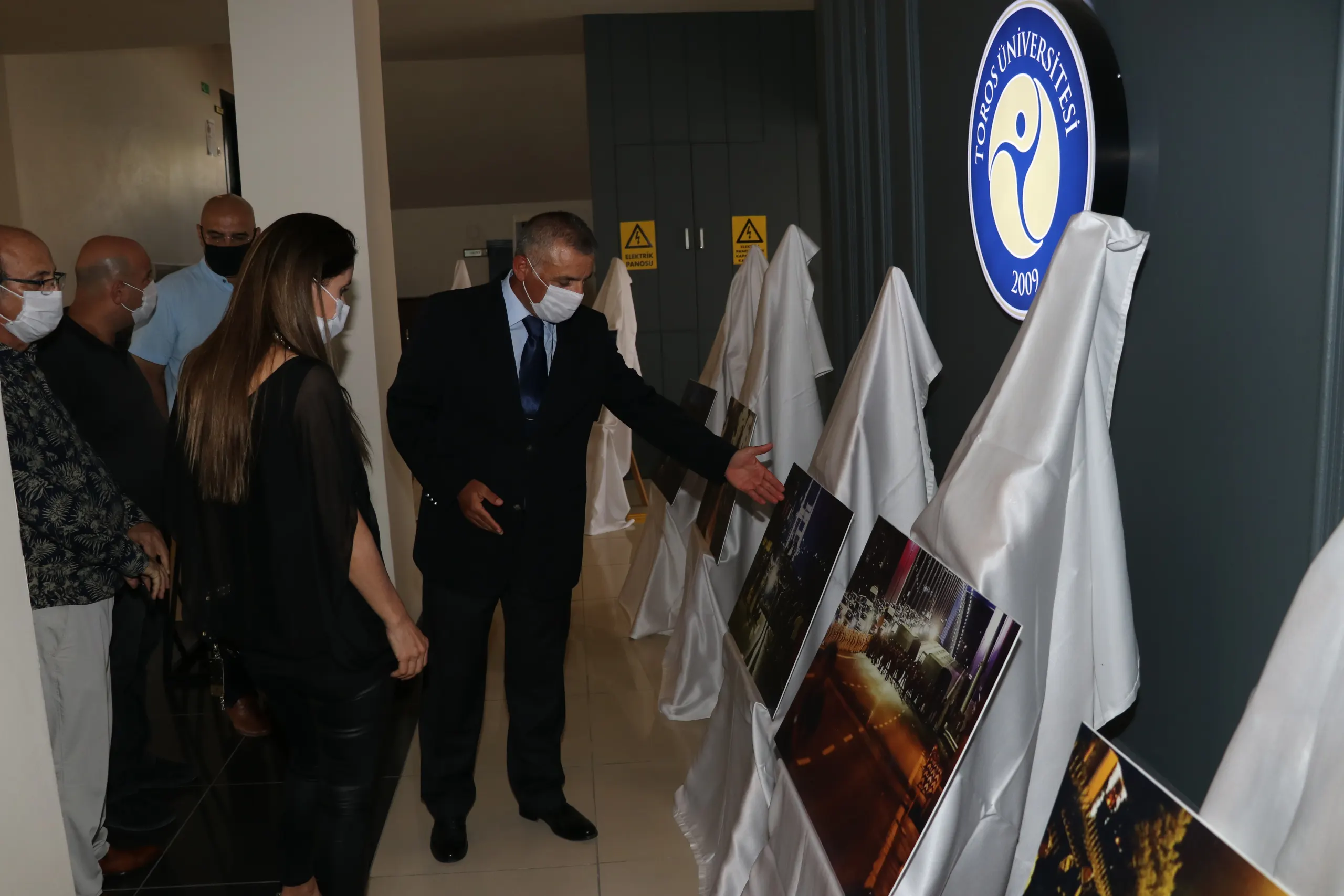 Toros Üniversitesi’nde 15 Temmuz Kahramanları Anma Sergisi