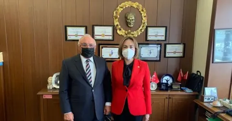 Yılmaz '' Toros Üniversitesi Mersin'imizin Gurularından Biri '' Yılmaz '' Toros Üniversitesi Mersin'imizin Gurularından Biri ''