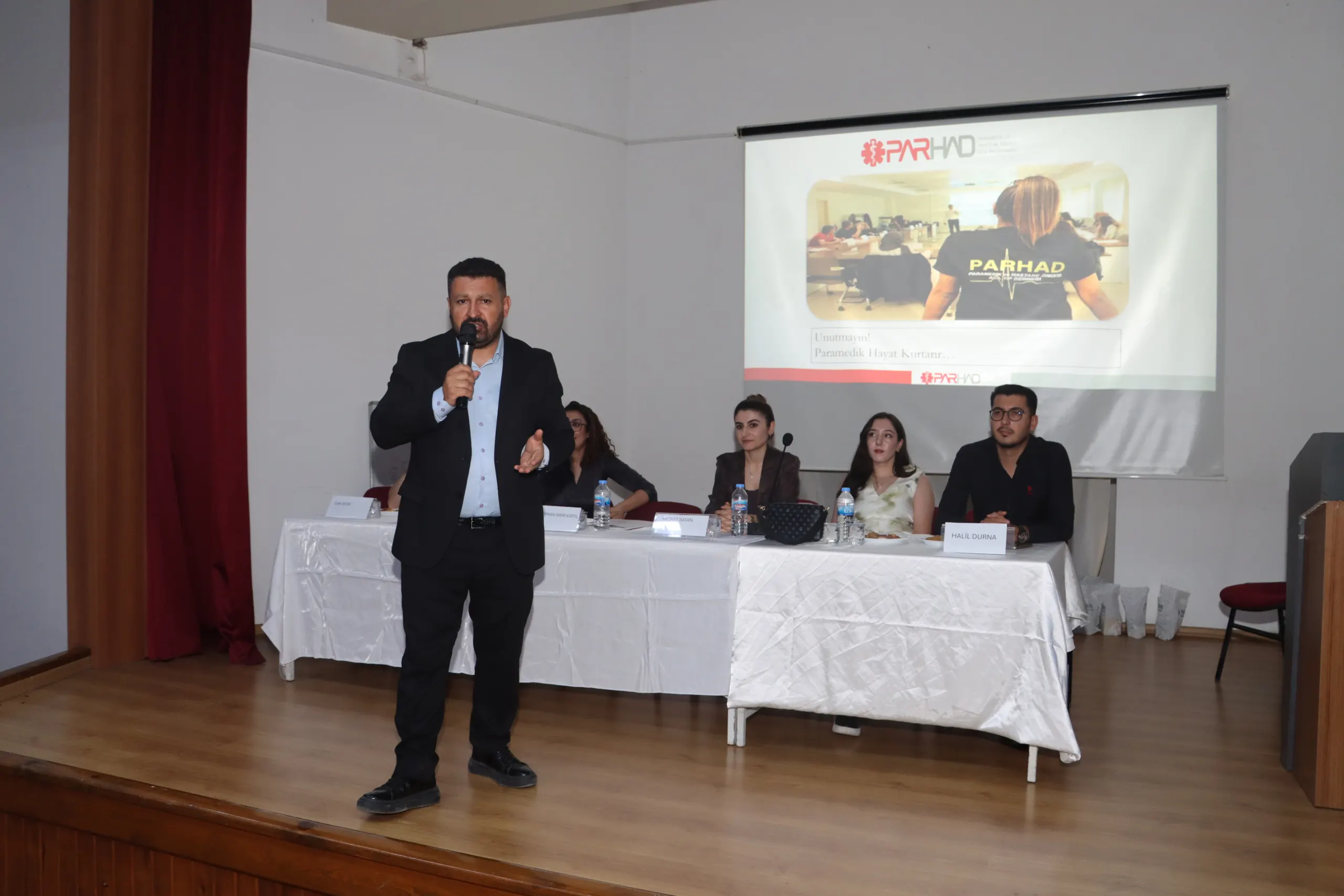 Paramedik Öğrencileri Deneyimli İsimlerle Bir Araya Geldi!