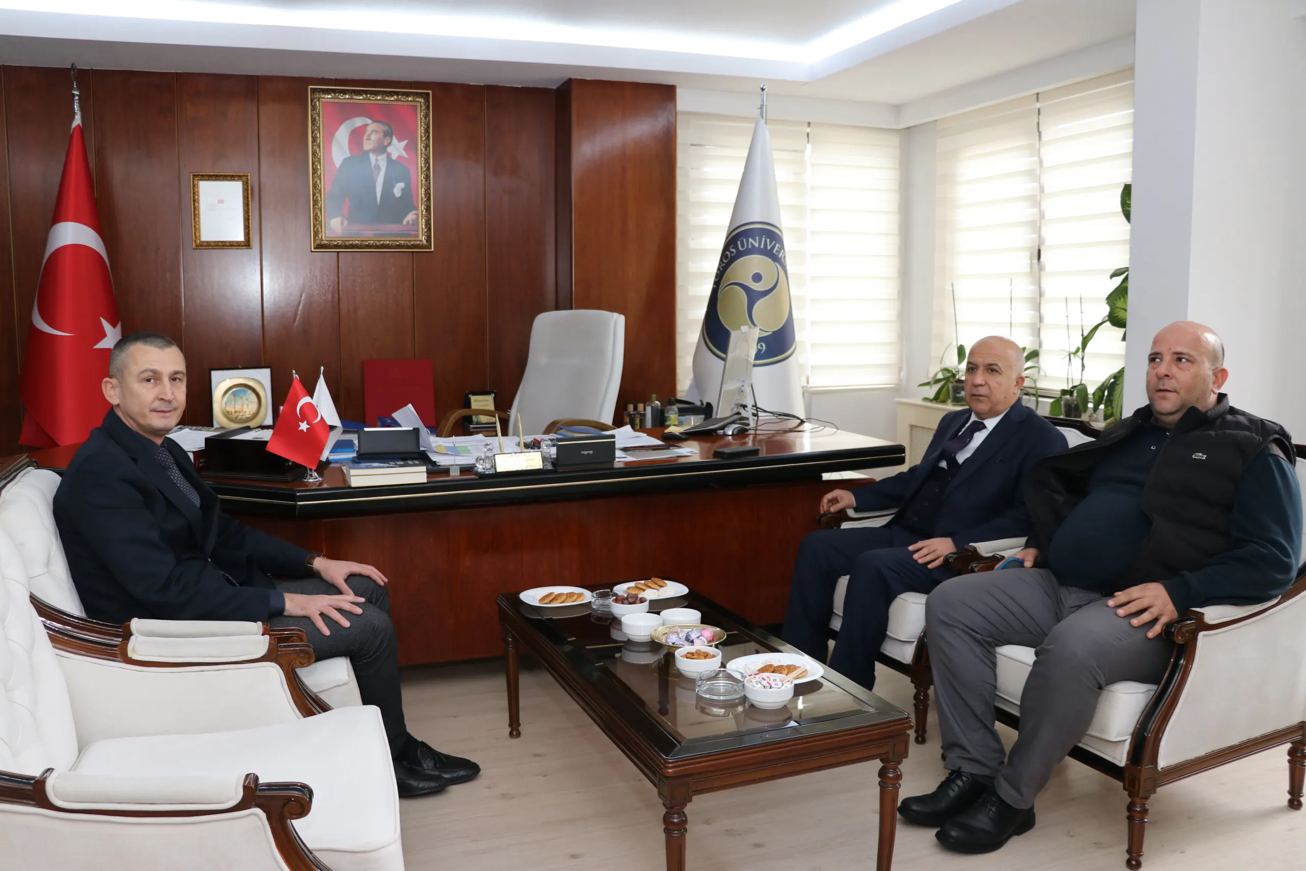 Mersin İl Emniyet Müdürü Mehmet Aslan’dan Toros Üniversitesi’ne Ziyaret