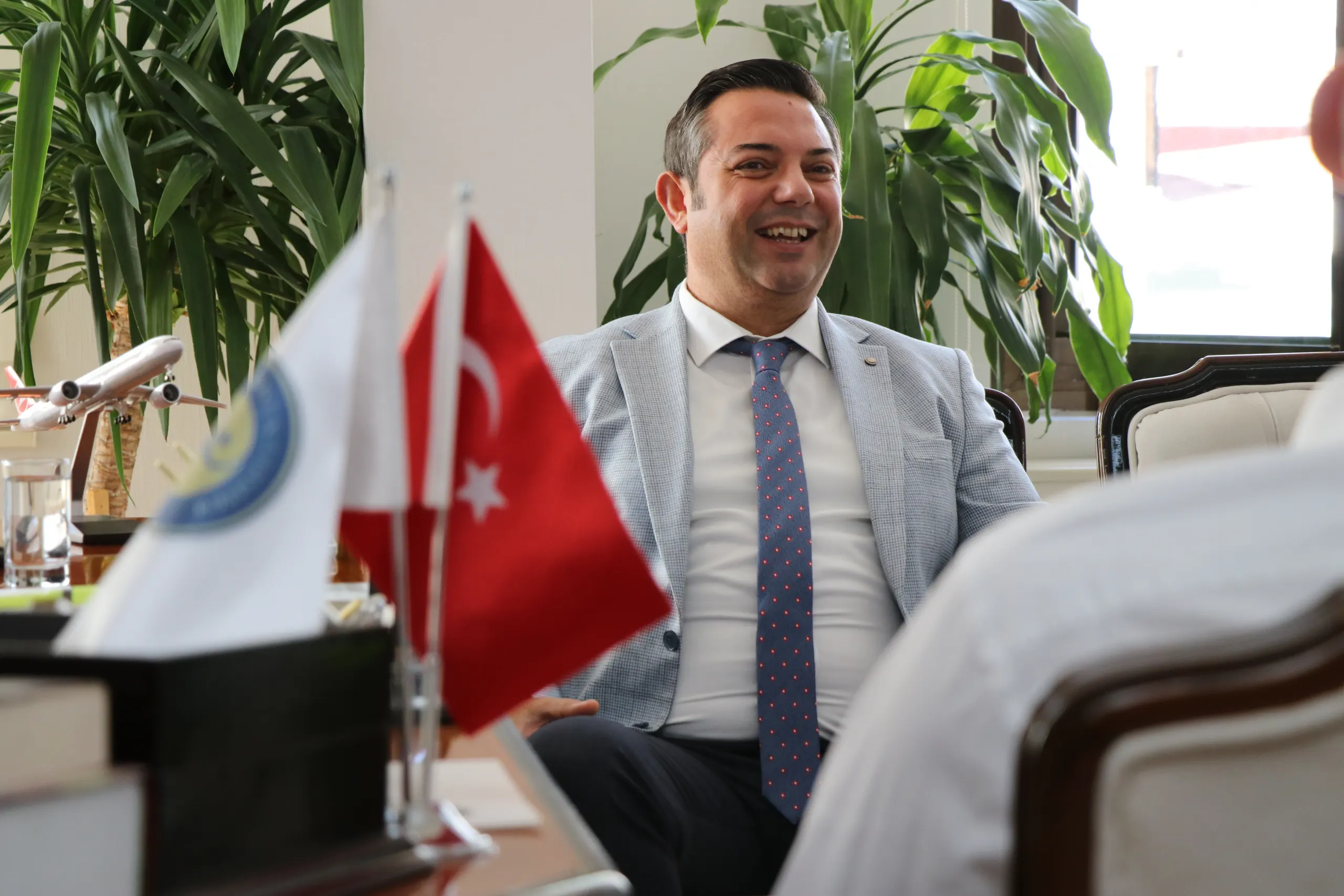 Rektör Arıöz, Merkez Bankası Mersin Şube Müdürü Serhat Akpınar’ı Kabul Etti