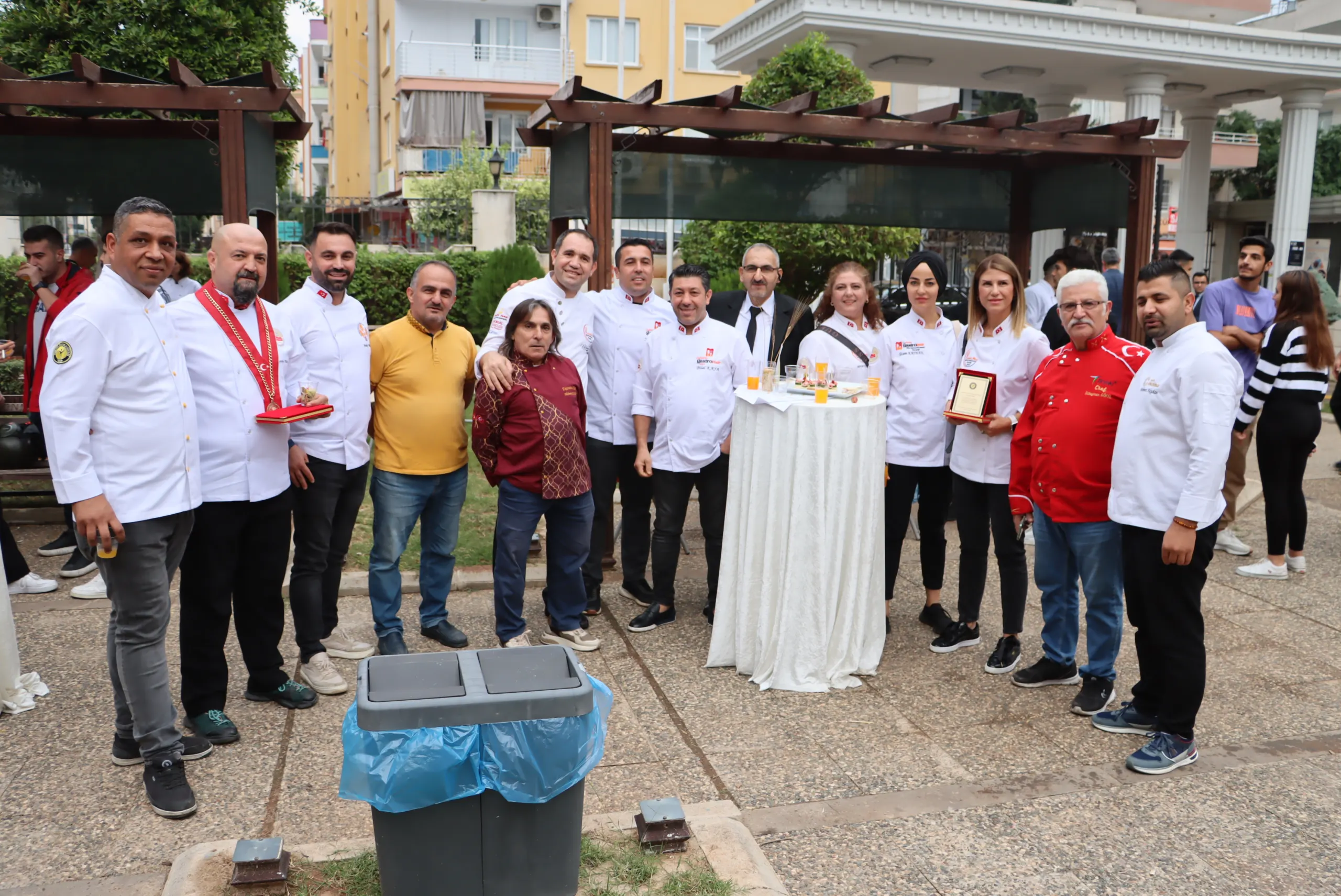 Toros’un Aşçıları Üniforma Giydi