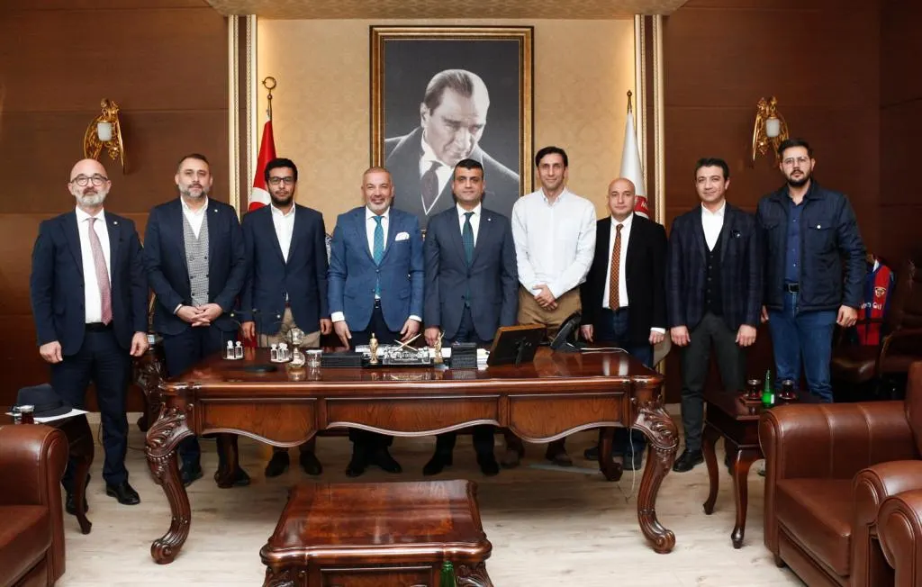 Mersin Barosu ile Toros Üniversitesi Arasında Eğitimde İşbirliği Protokolü İmzalandı