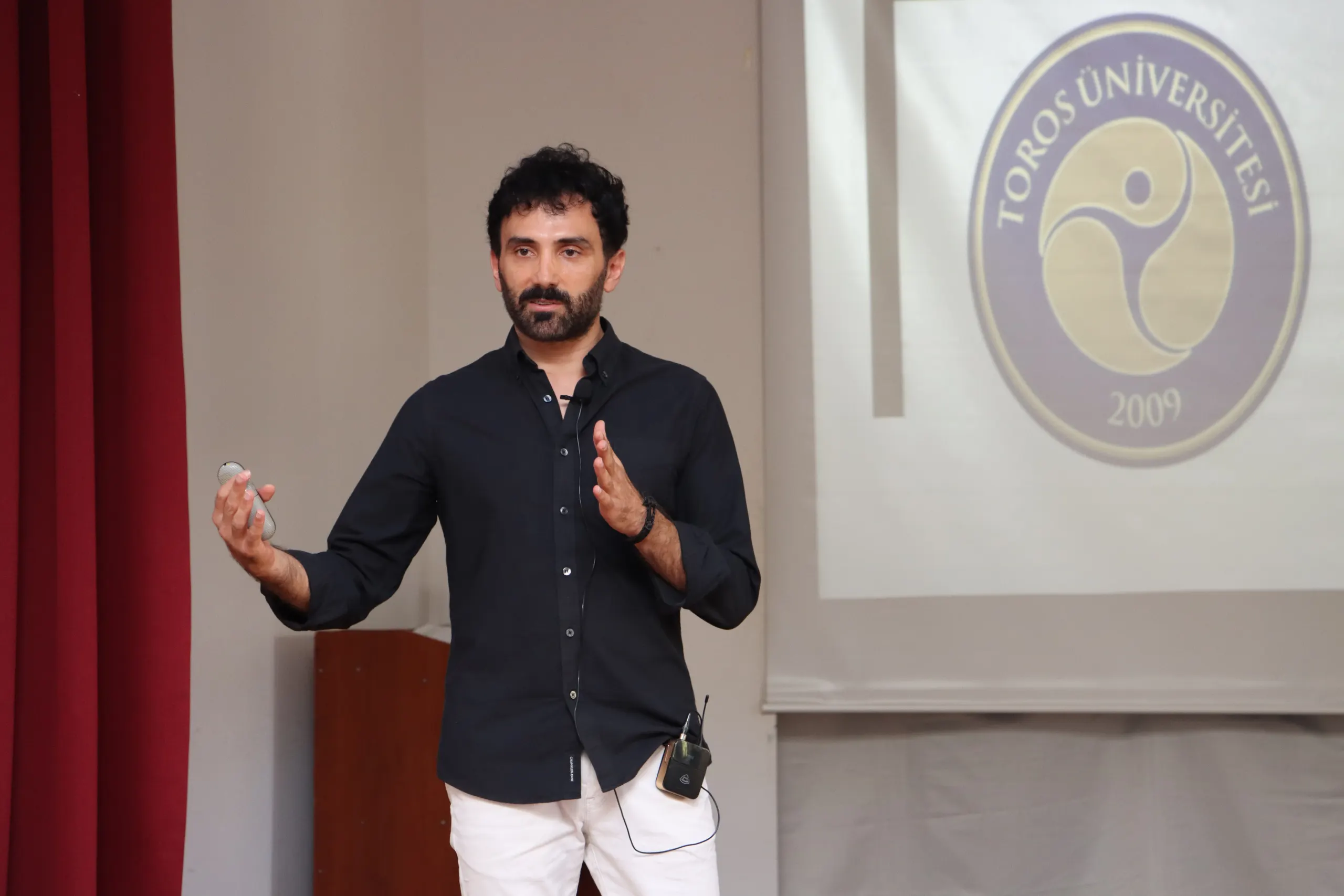 Toros Üniversitesi'nde Oryantasyon Eğitimi
