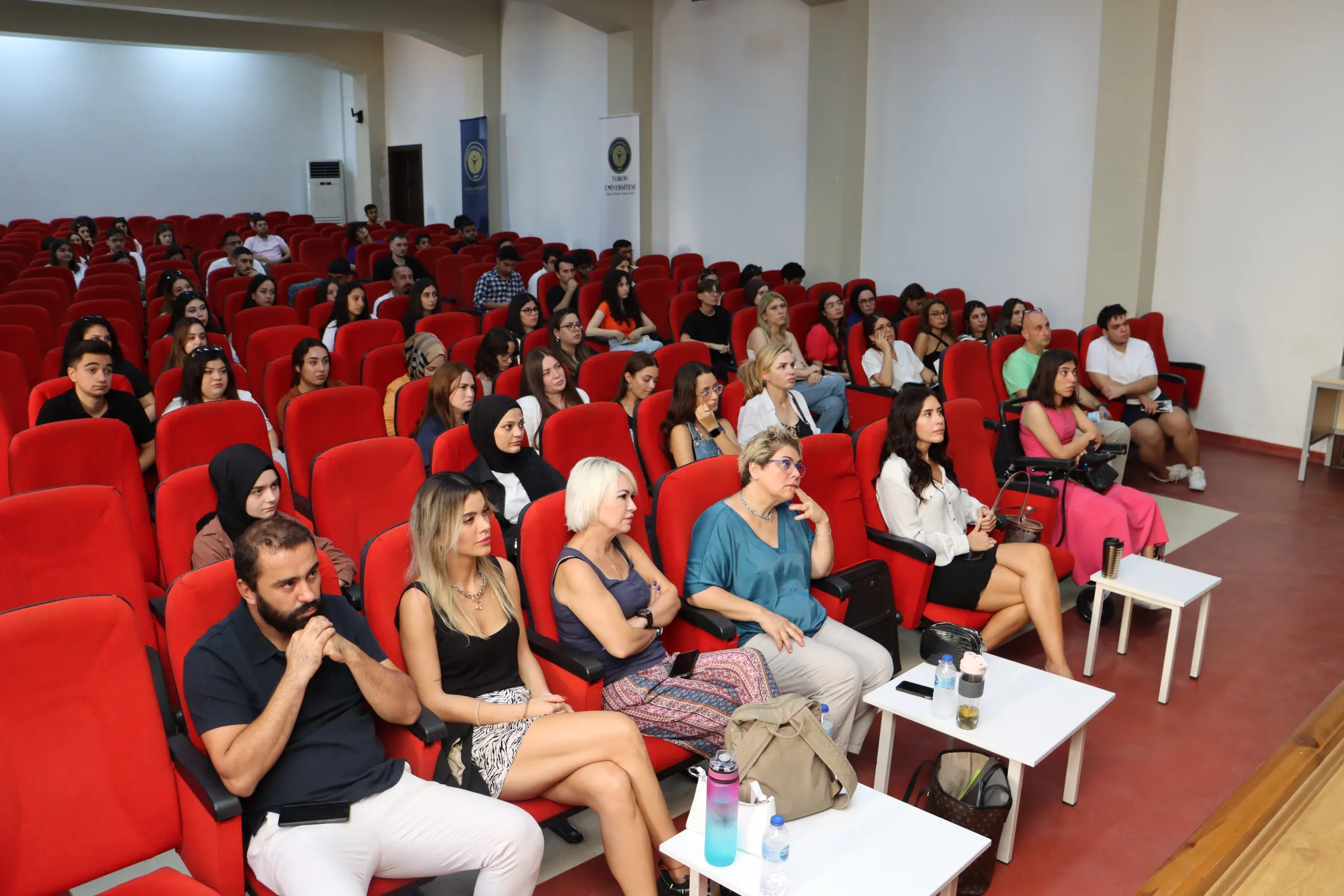 Toros Üniversitesi'nde Oryantasyon Eğitimi