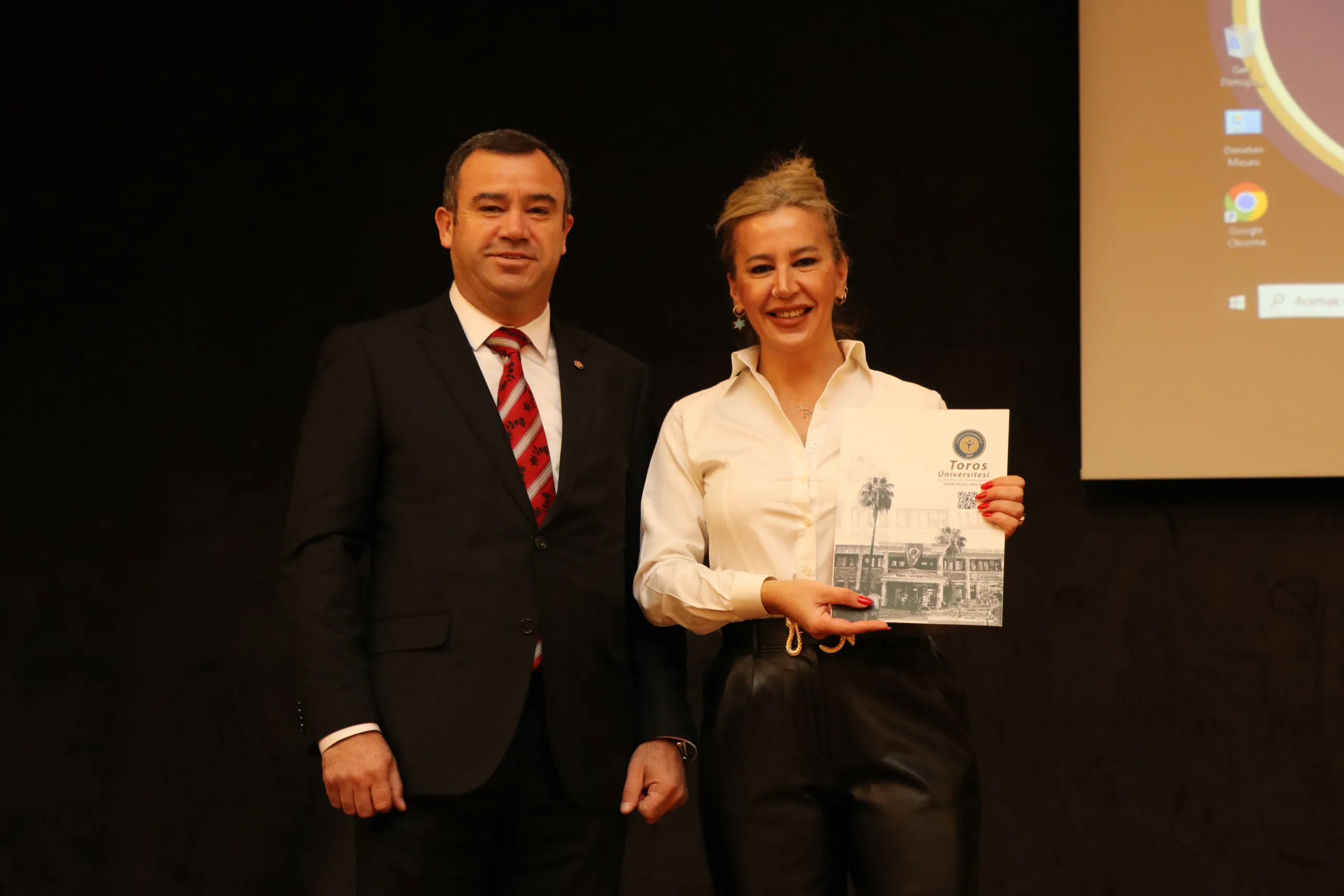 Uluslararası Ticaret ve Lojistik Öğrencileri Eğitim Seminerinde Buluştu