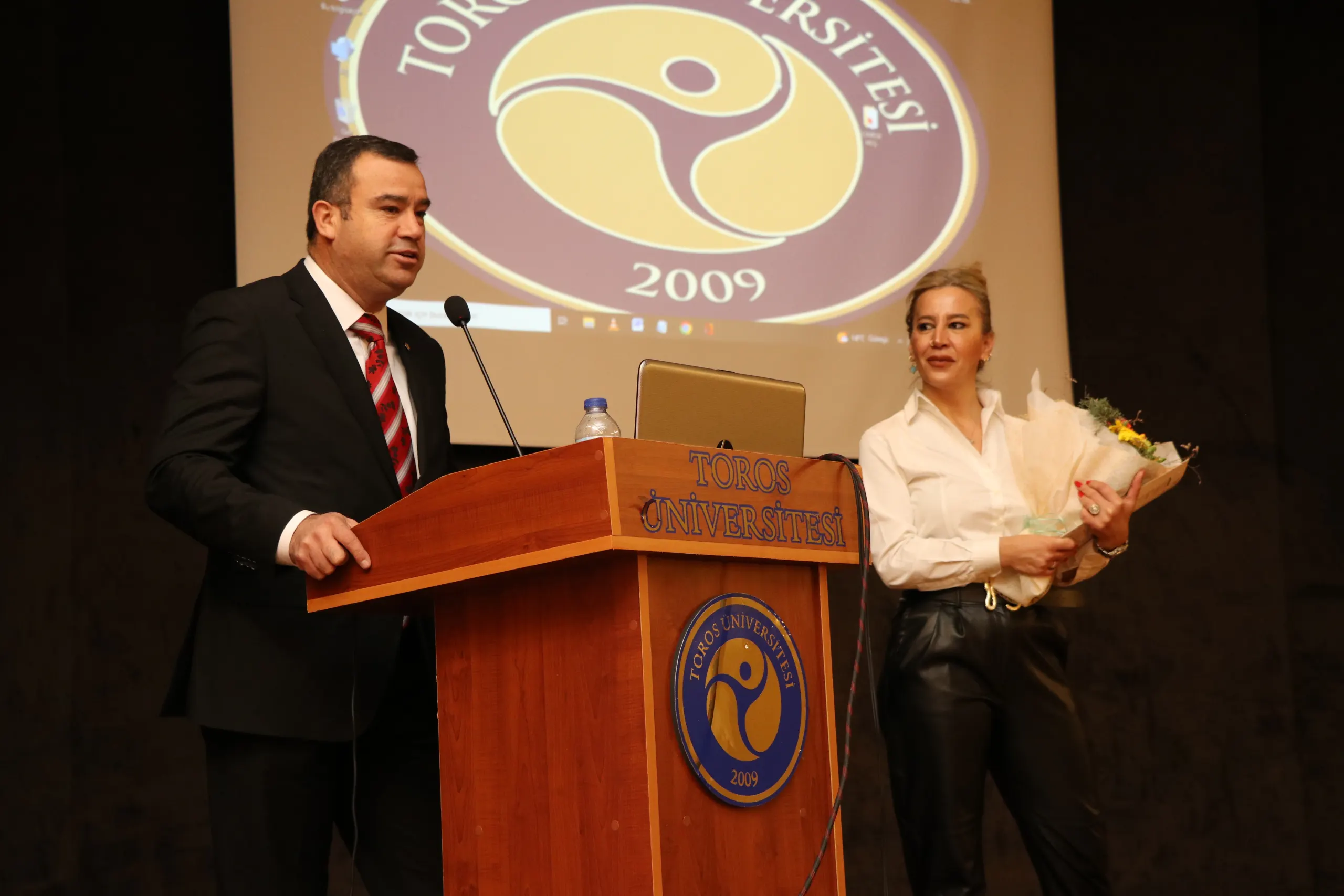 Uluslararası Ticaret ve Lojistik Öğrencileri Eğitim Seminerinde Buluştu
