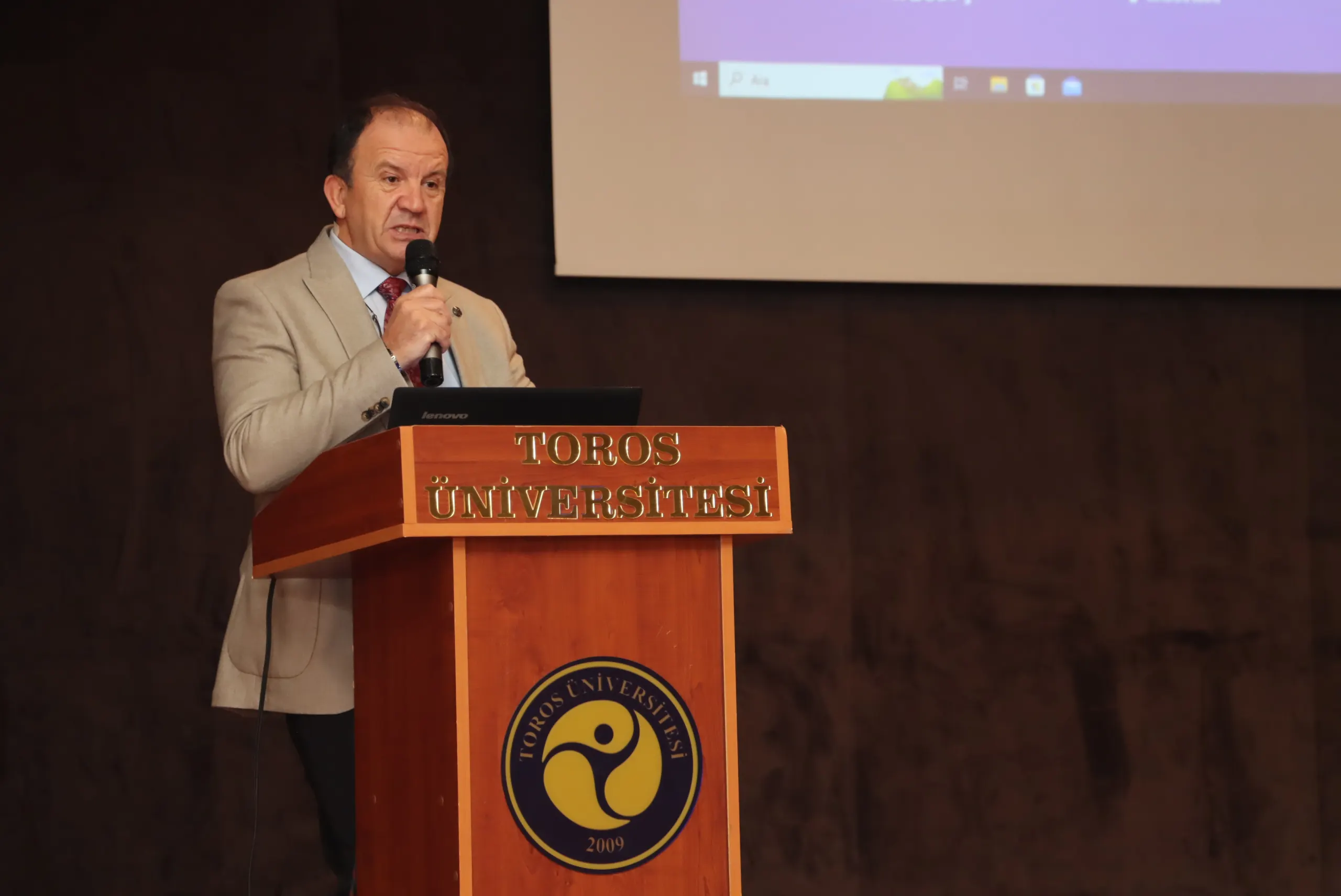 Toros Üniversitesi’nde “lojistik Sektör Buluşmaları” Gerçekleştirildi