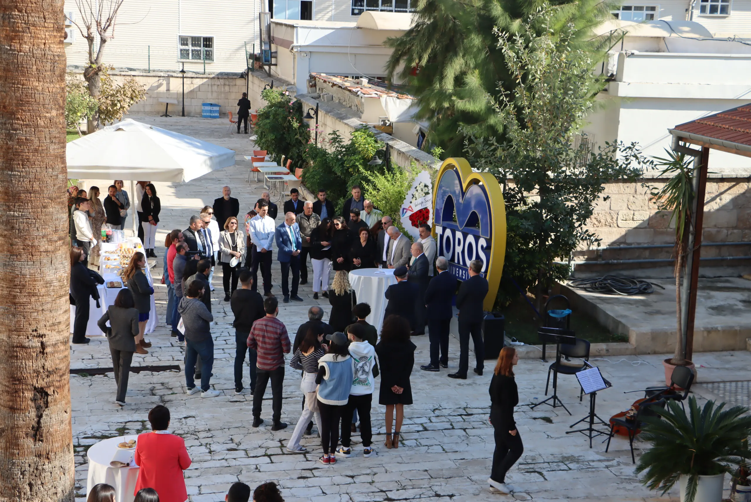 Gül özveren Art Gallery Opened At Toros University