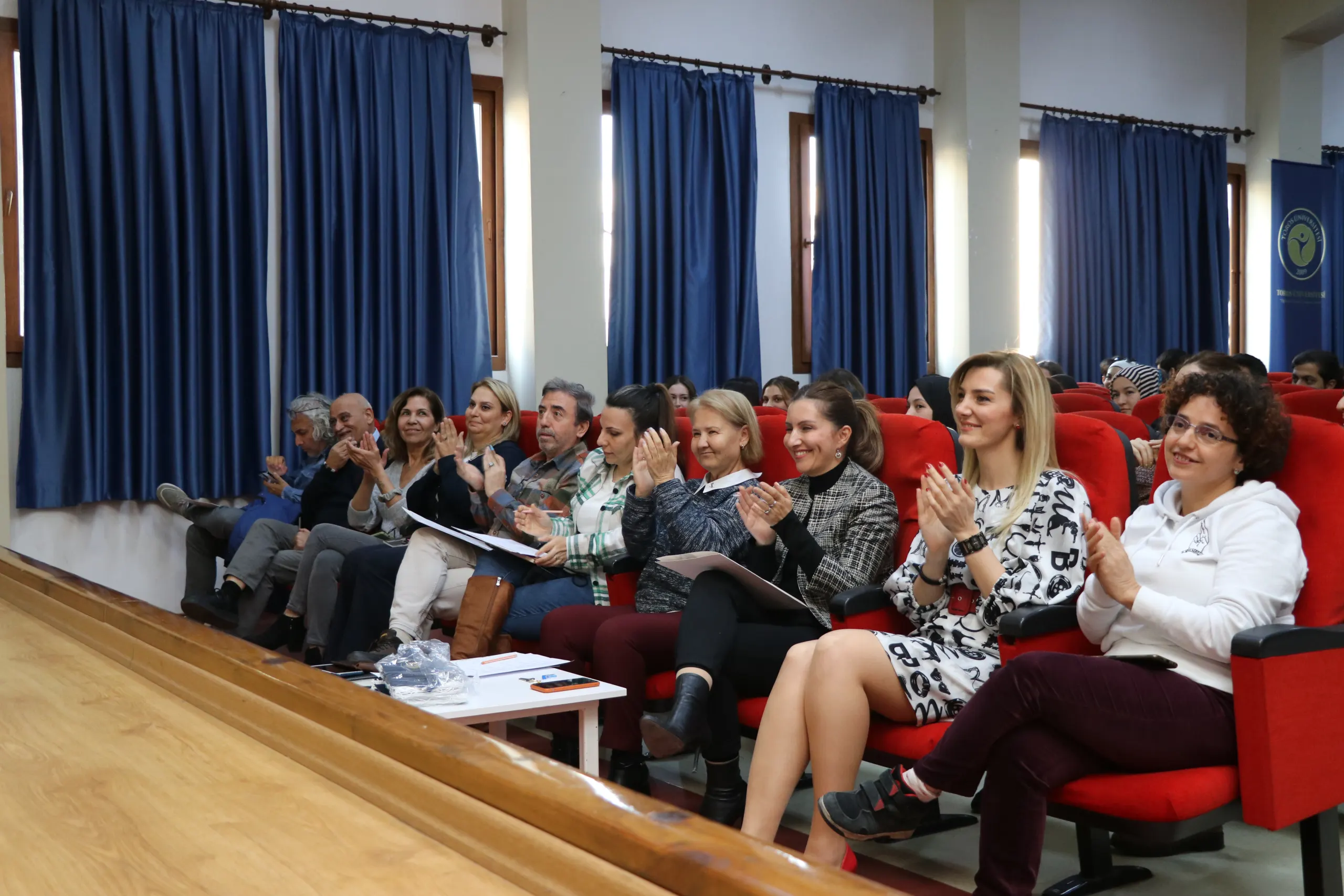 Sağlık Bilimleri Fakültesi Öğrencilerinden Münazara