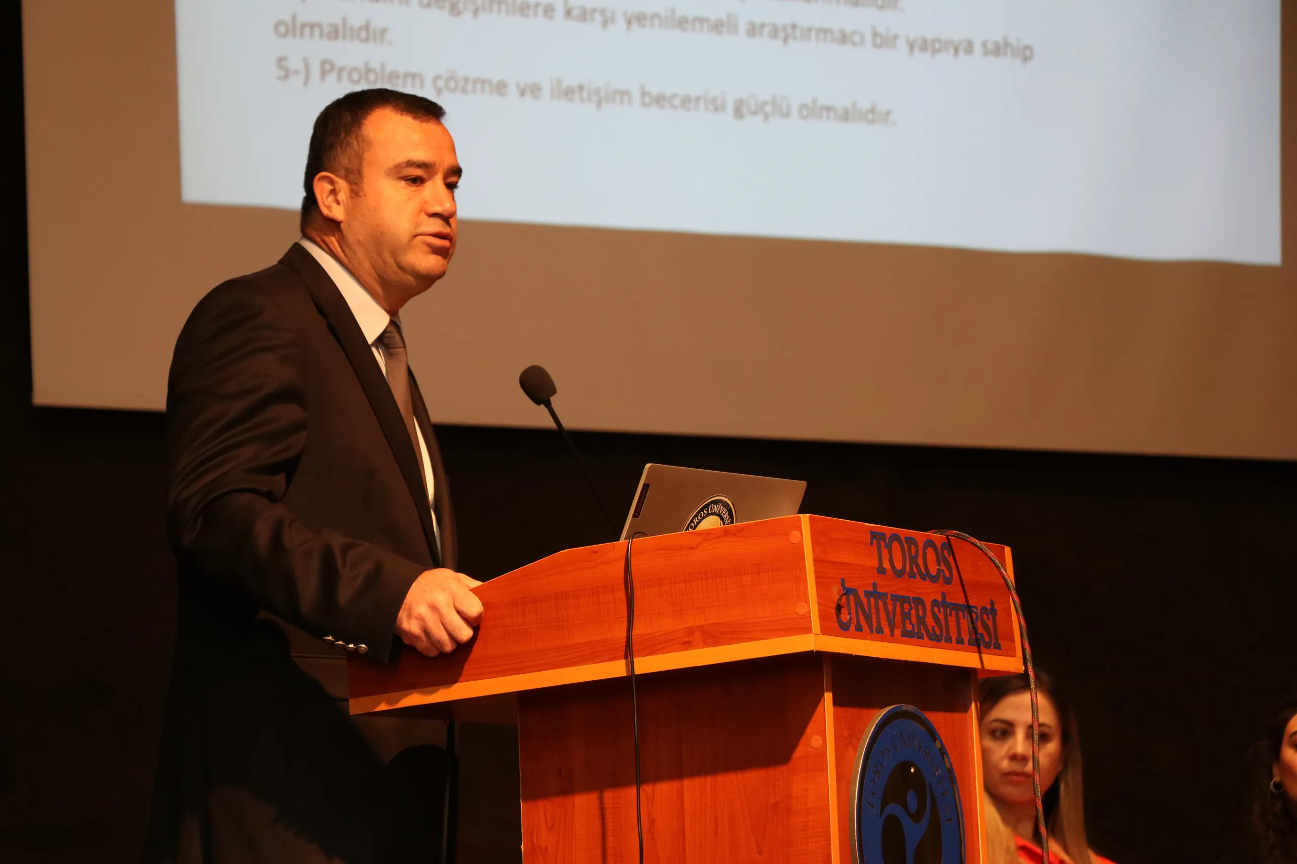 Uluslararası Ticaret ve Lojistik Öğrencileri Eğitim Seminerinde Buluştu
