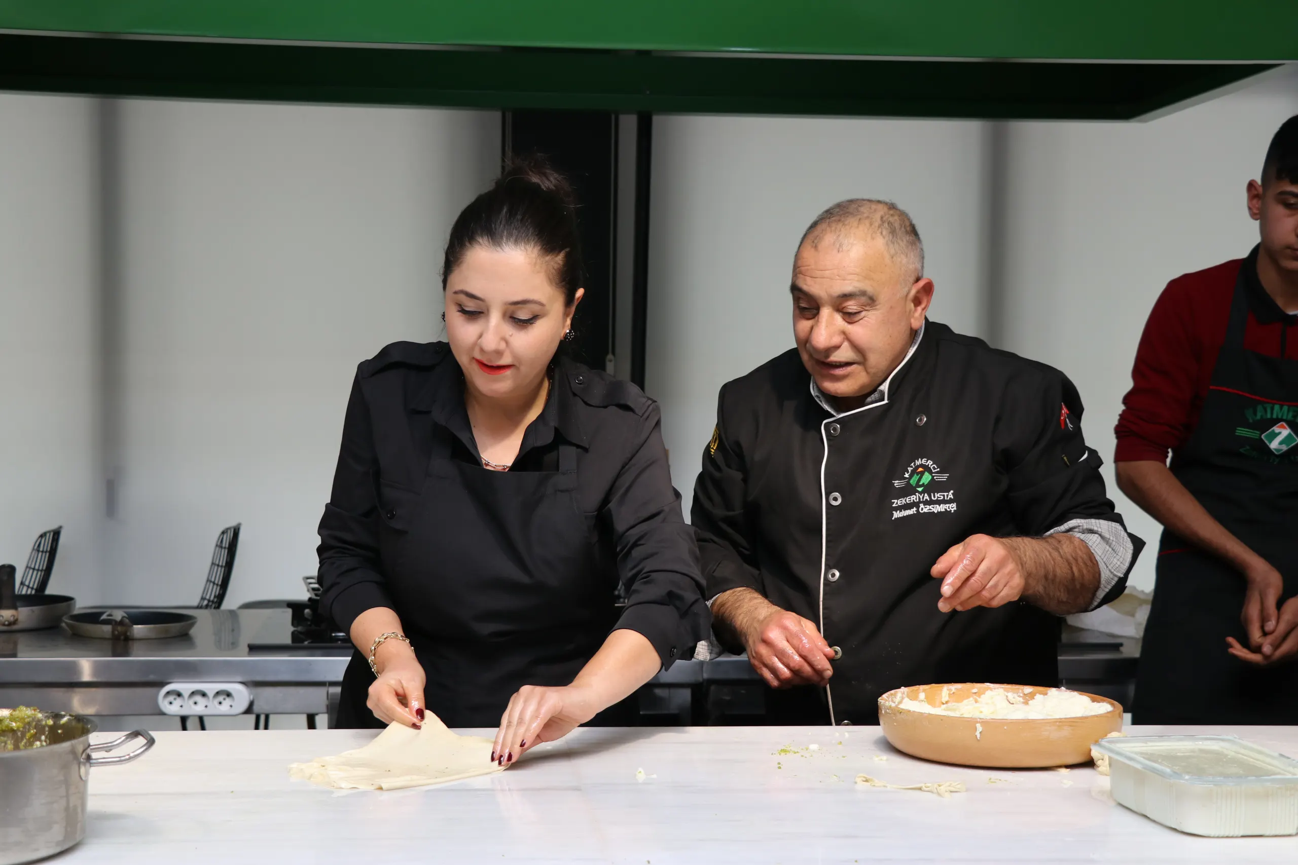 Aşçılık Programından Katmeri Dünyaya Tanıtan Usta ile Katmer Workshop