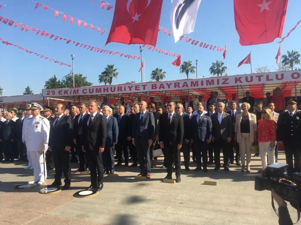 Rektör Prof. Dr. Ömer Arıöz Cumhuriyetin 99. Yıl Dönümü Kutlama Programına Katıldı
