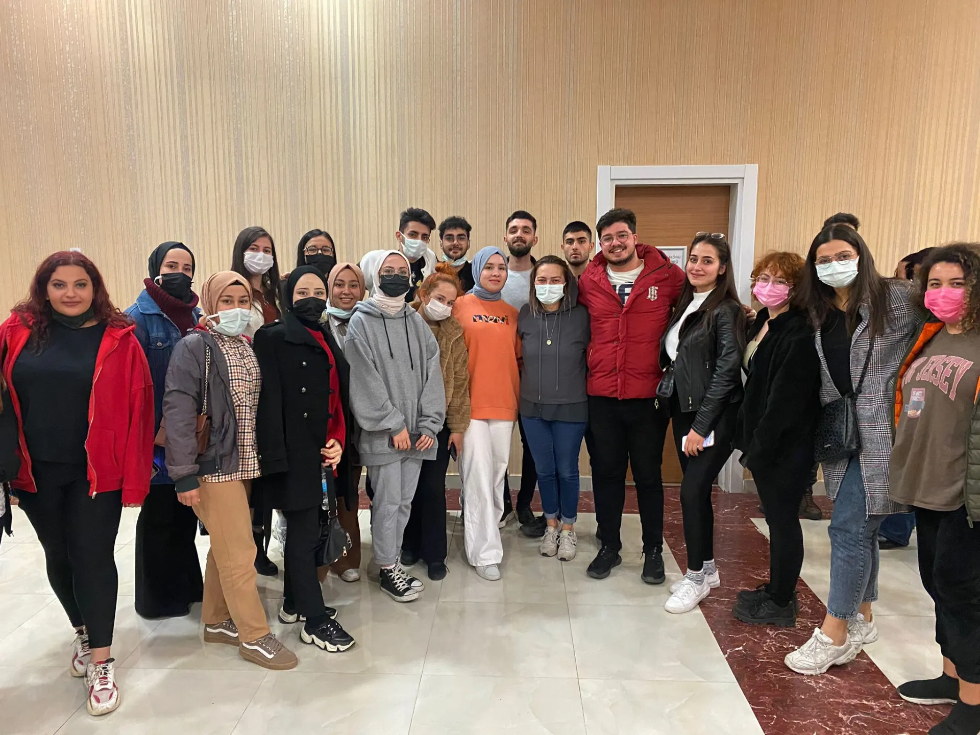 Toros Üniversitesi Tiyatro Topluluğu Mersin 6. Uluslararası Tiyatro Festivali’nde
