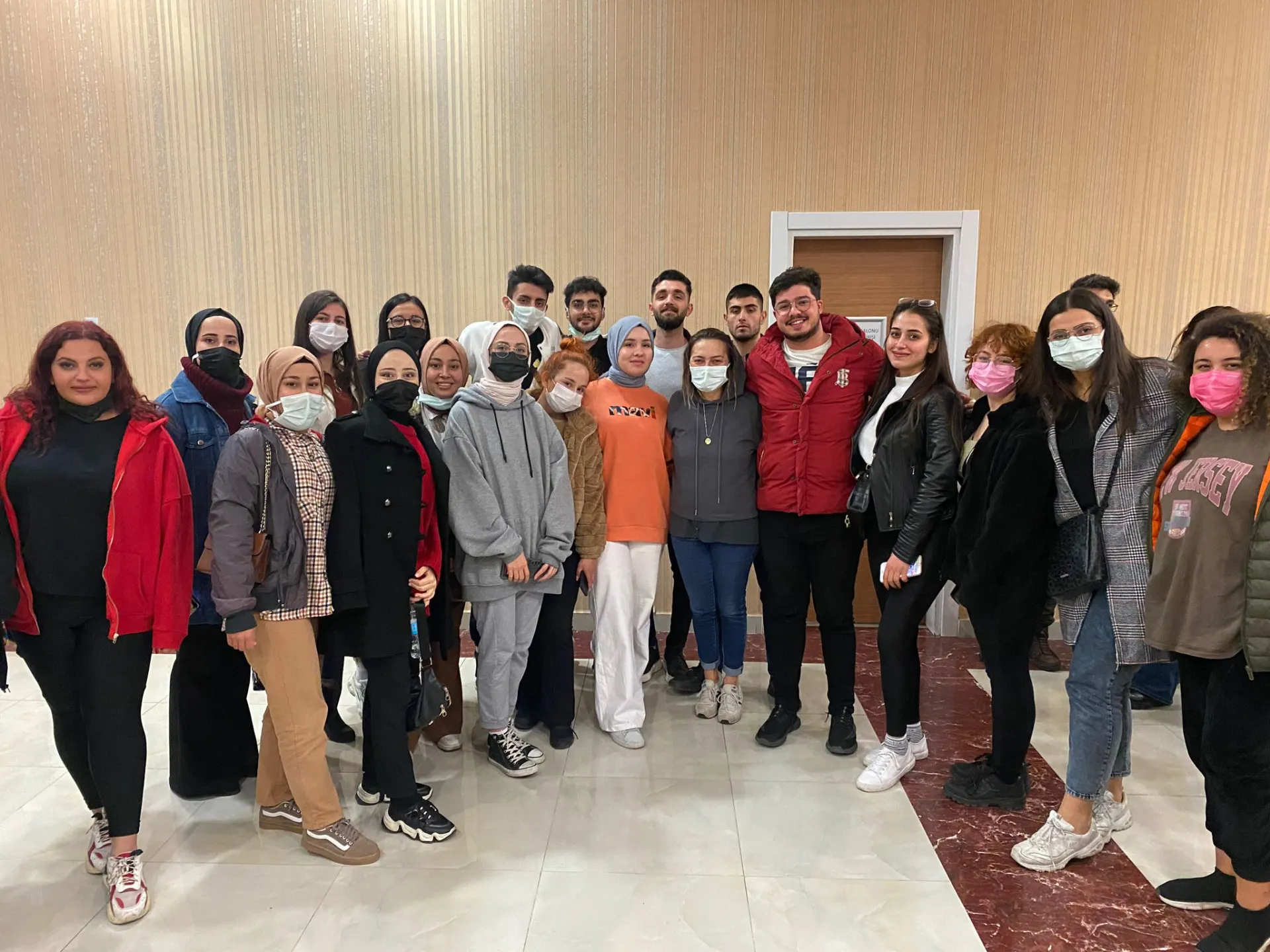Toros Üniversitesi Tiyatro Topluluğu Mersin 6. Uluslararası Tiyatro Festivali’nde