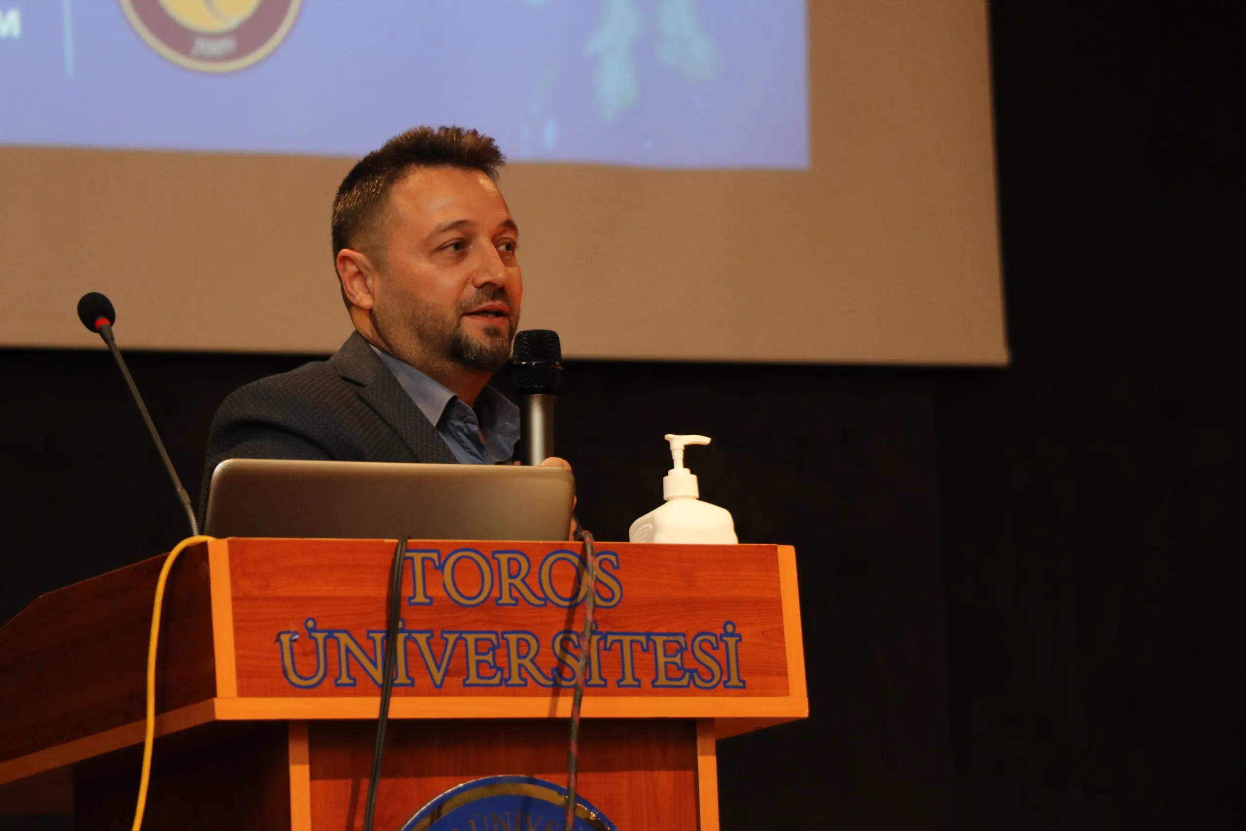 Toros Üniversitesi’nde “3. Kariyer ve Network Zirvesi” Yapıldı