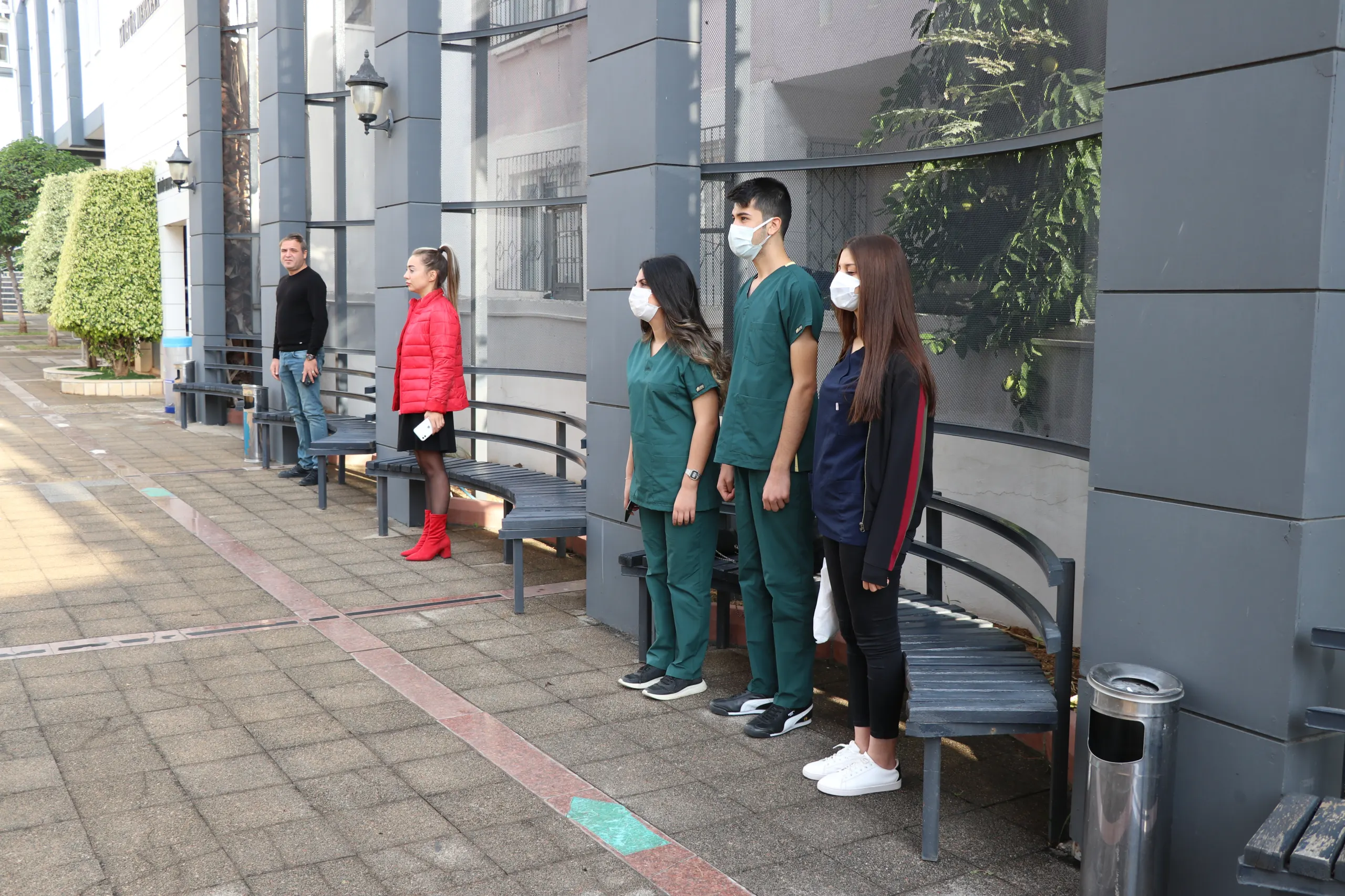 Toros Üniversitesi’nde Saat 9’u 5 Geçe Hayat Durdu