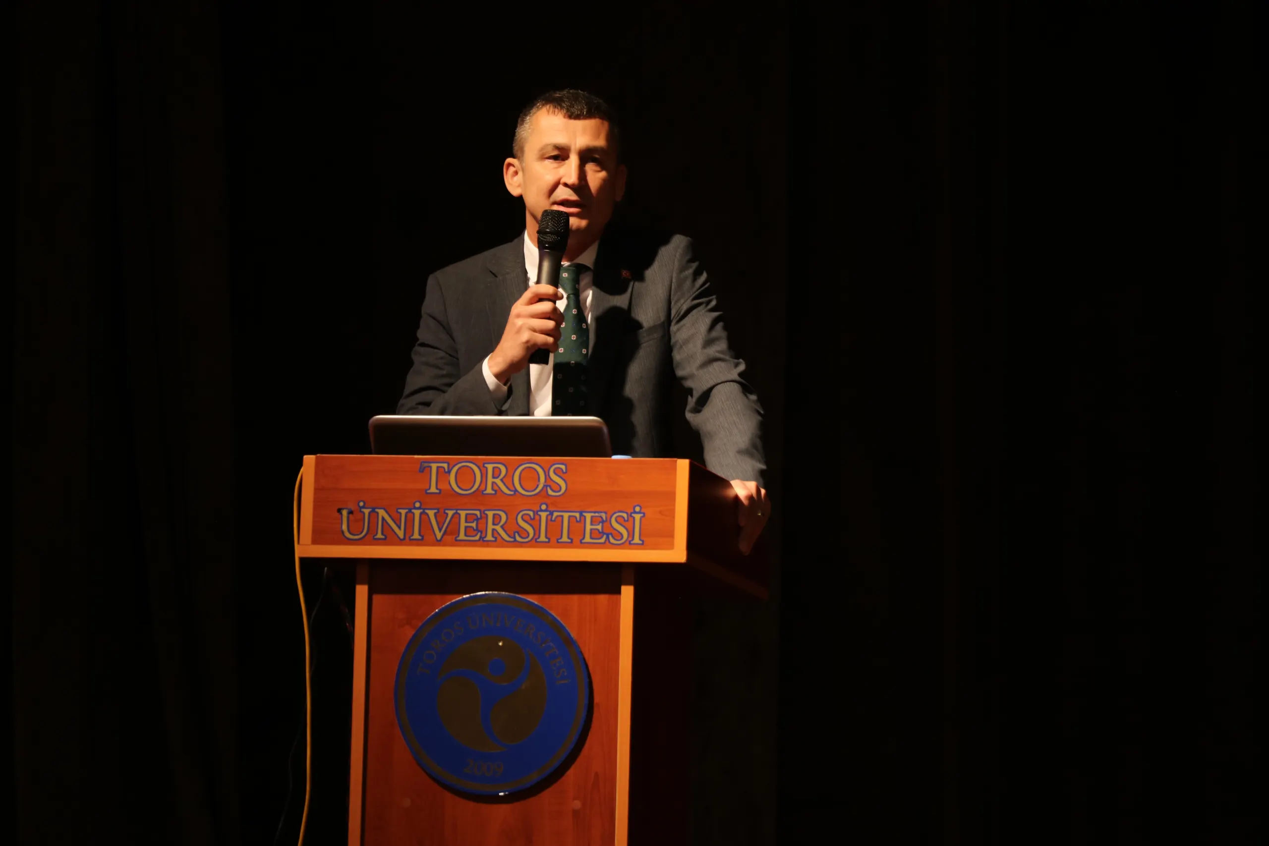 Toros Üniversitesi’nde Göç Paneli