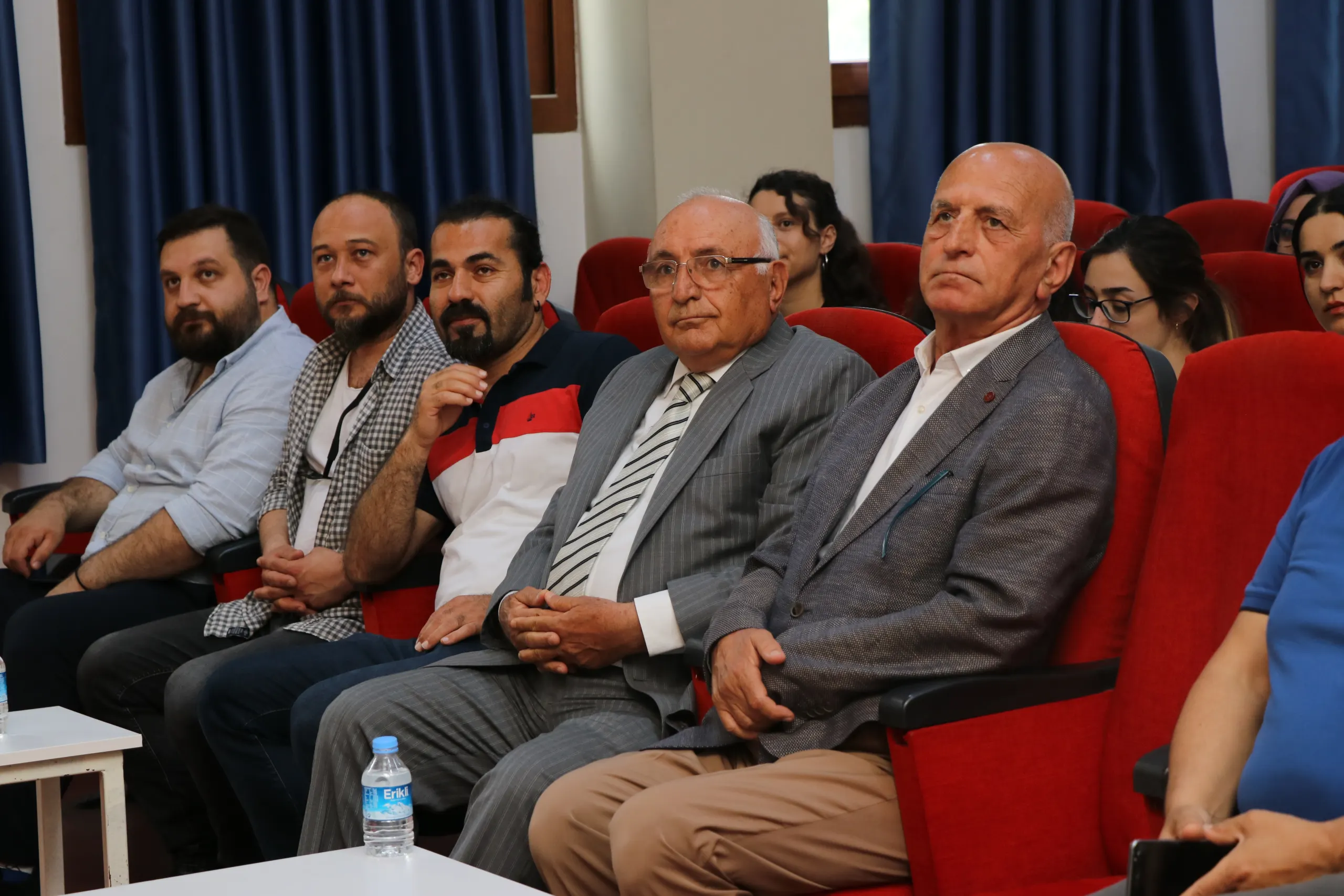 Toros Üniversitesi’nde Vakıflar Haftası Etkinliği Gerçekleştirildi