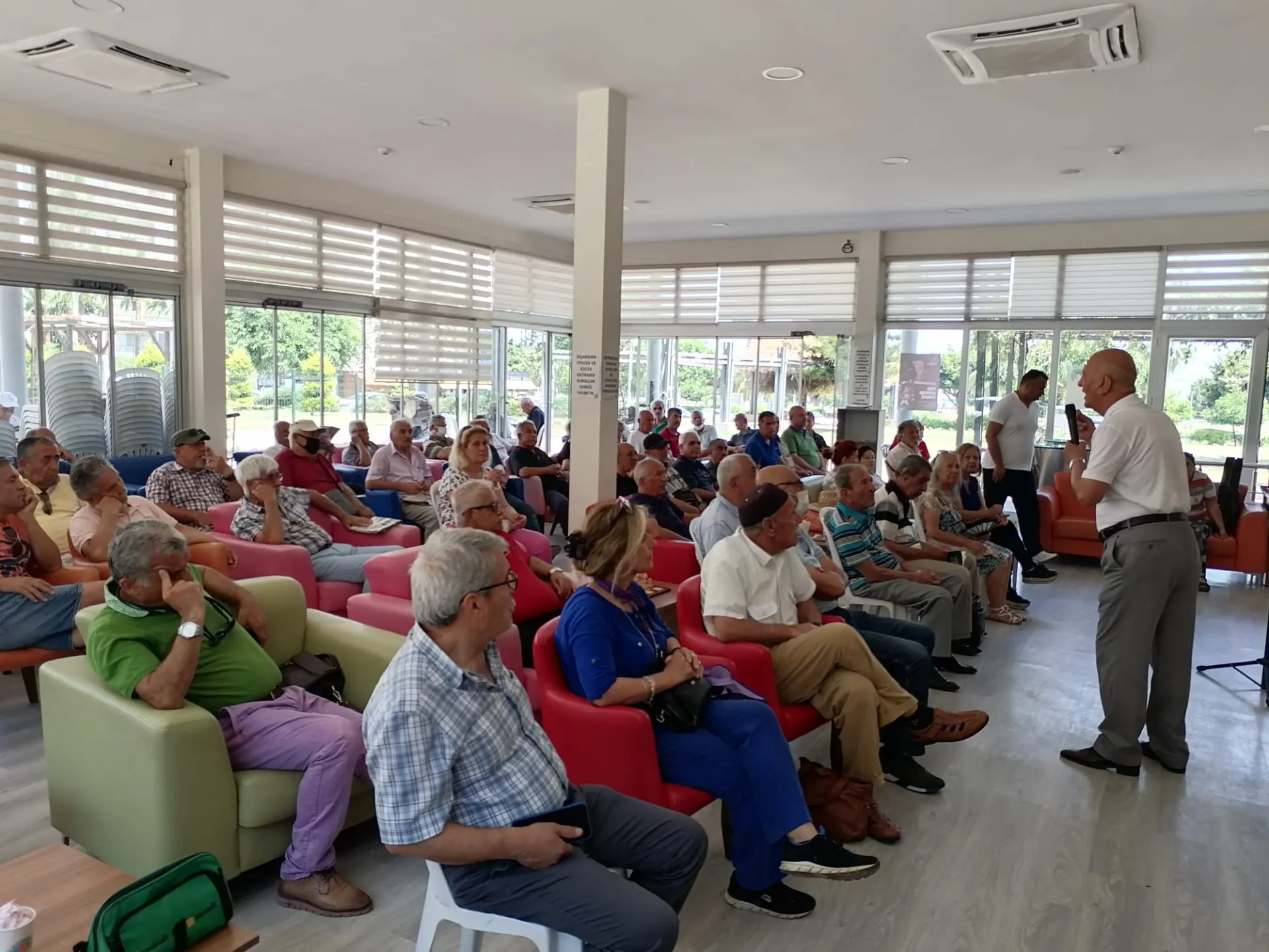 Öğr. Gör. Nevzat Erol Nazım Hikmet ve Aşık Mahsuni Şerif’i Anlattı