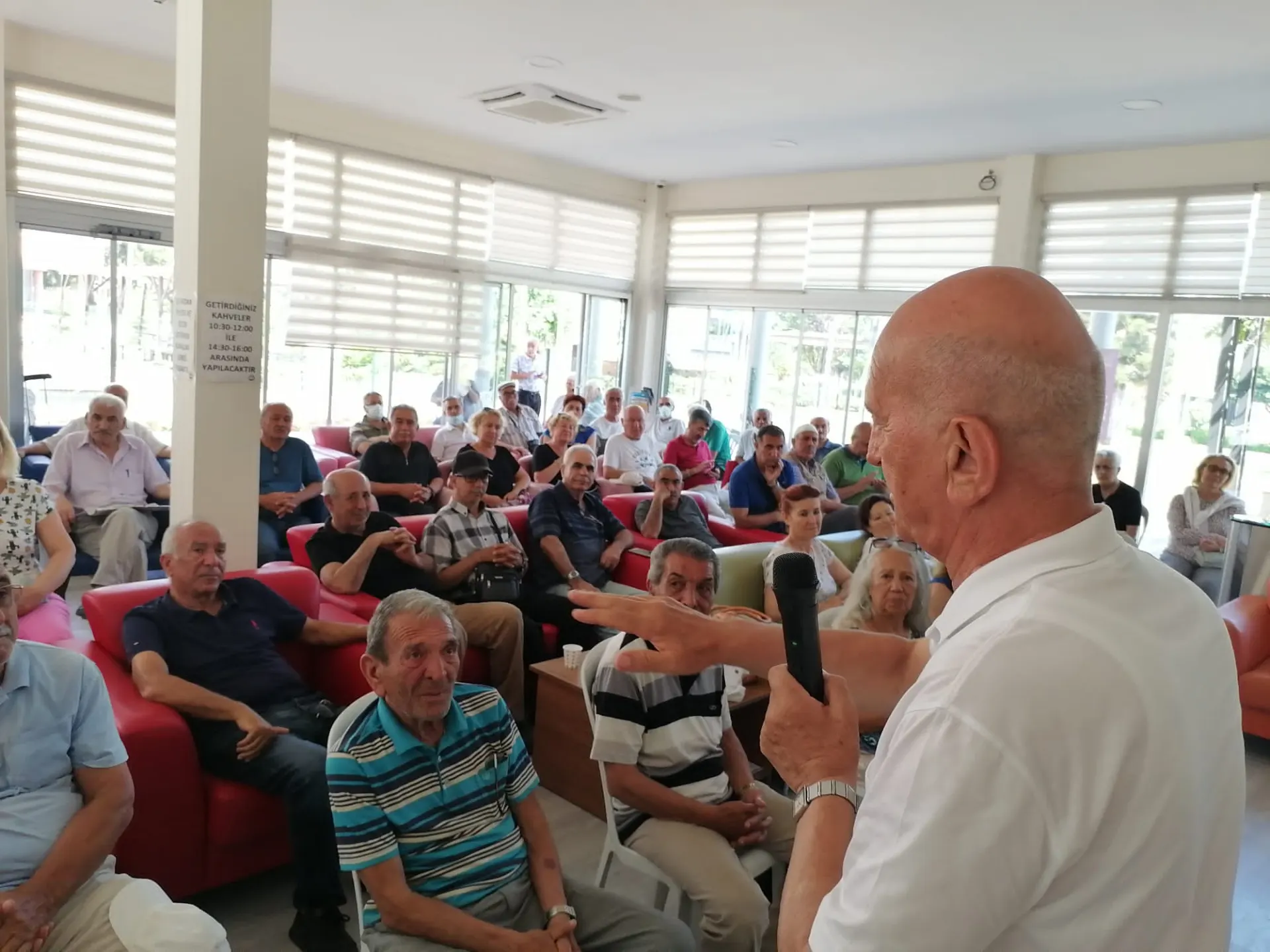 Öğr. Gör. Nevzat Erol Nazım Hikmet ve Aşık Mahsuni Şerif’i Anlattı