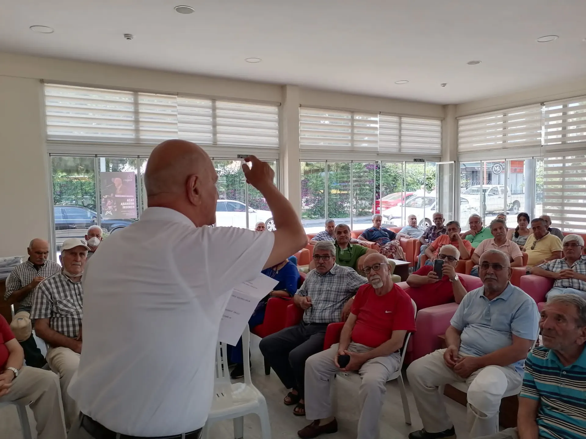 Öğr. Gör. Nevzat Erol Nazım Hikmet ve Aşık Mahsuni Şerif’i Anlattı