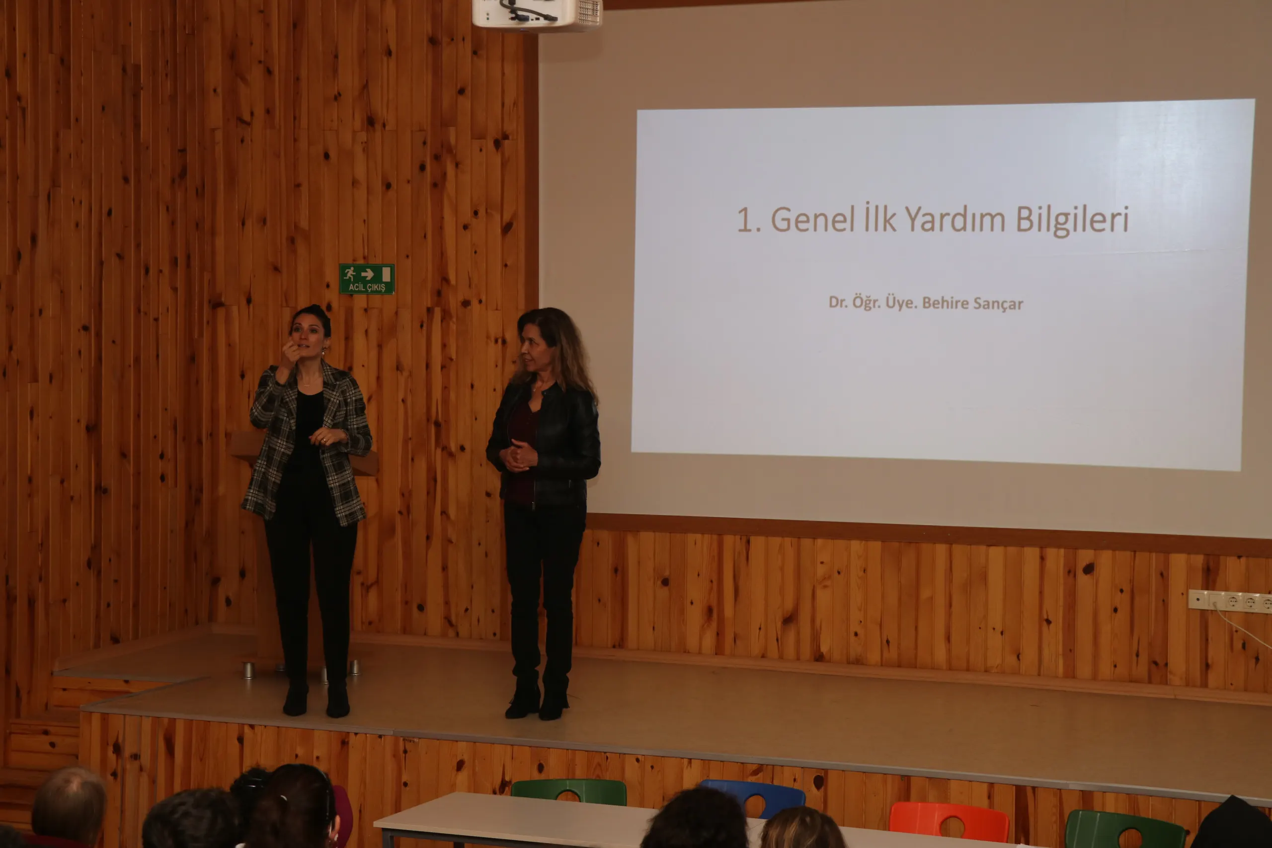 İbni Sina Özel Eğitim Meslek Lisesi’nde İşitme Engelliler İçin İlk Yardım Eğitimi