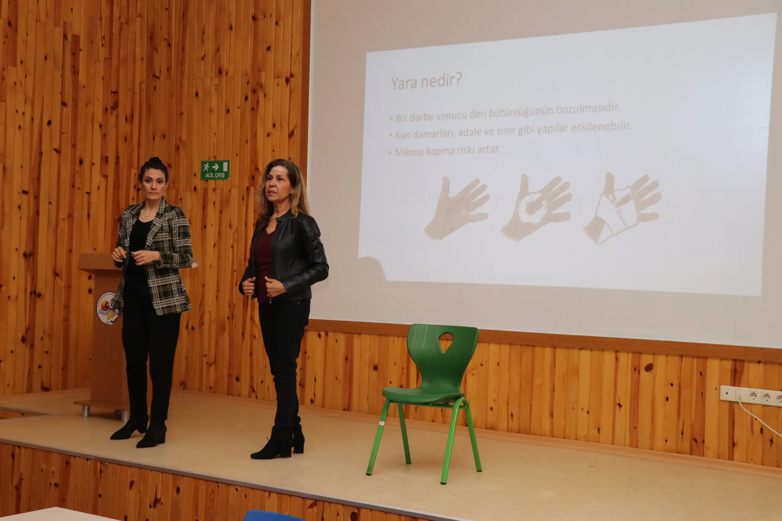 İbni Sina Özel Eğitim Meslek Lisesi’nde İşitme Engelliler İçin İlk Yardım Eğitimi