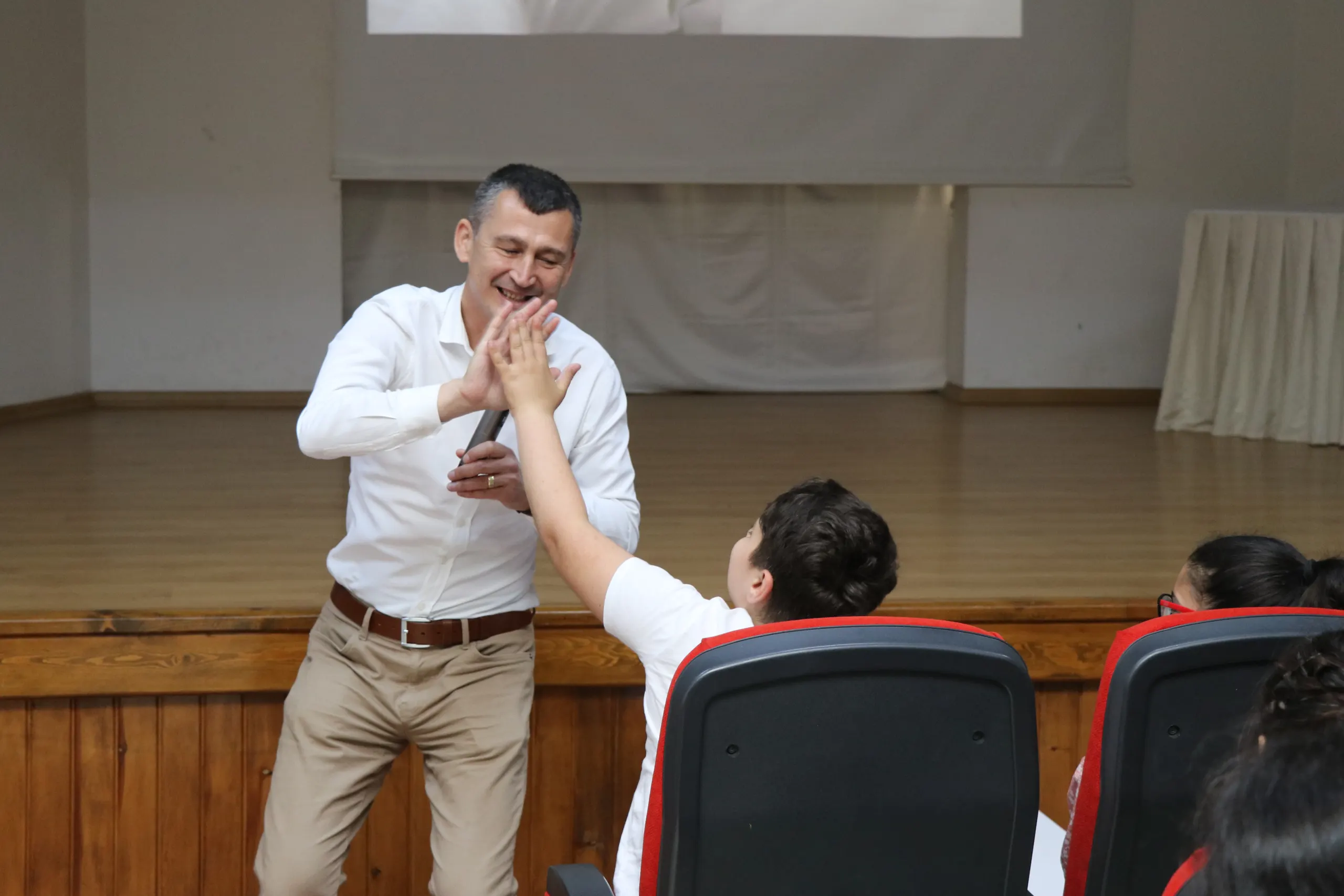 Rektör Arıöz Üstün Yetenekli Öğrencilerle Buluştu