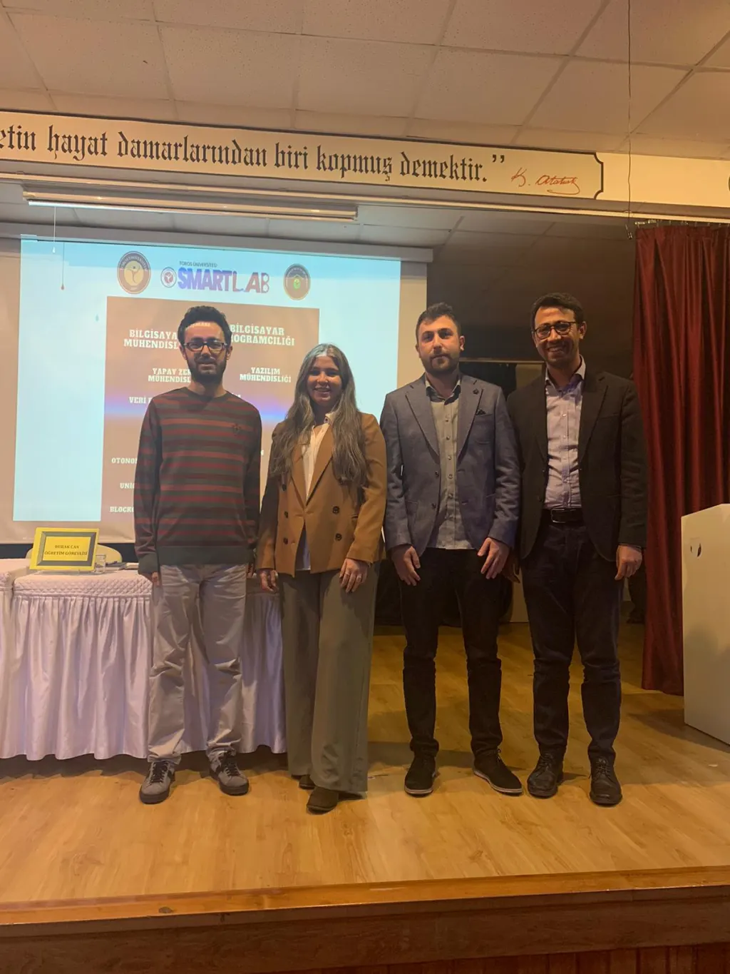 Smartlab Teknoloji Ofisi Lise Öğrencileri ile Bir Araya Geldi