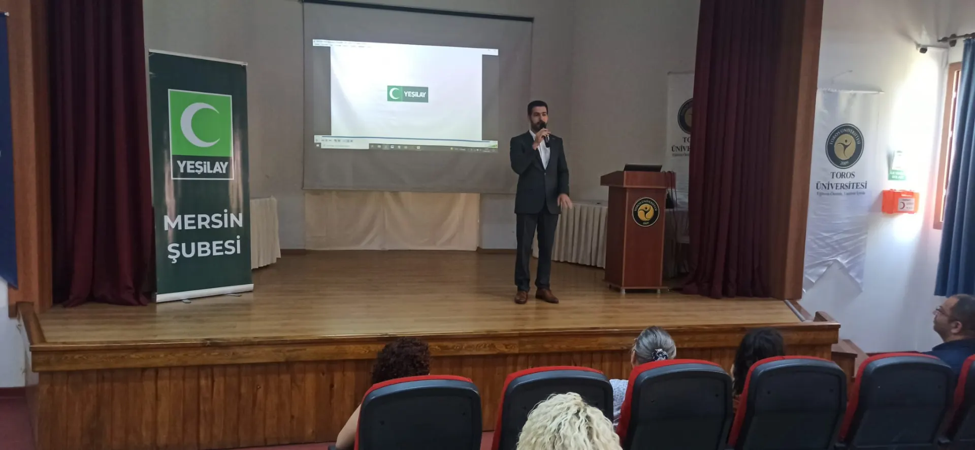 Yeşilay Topluluğu’ndan Gençlerle Bağımlılıkla Mücadele Etkinliği