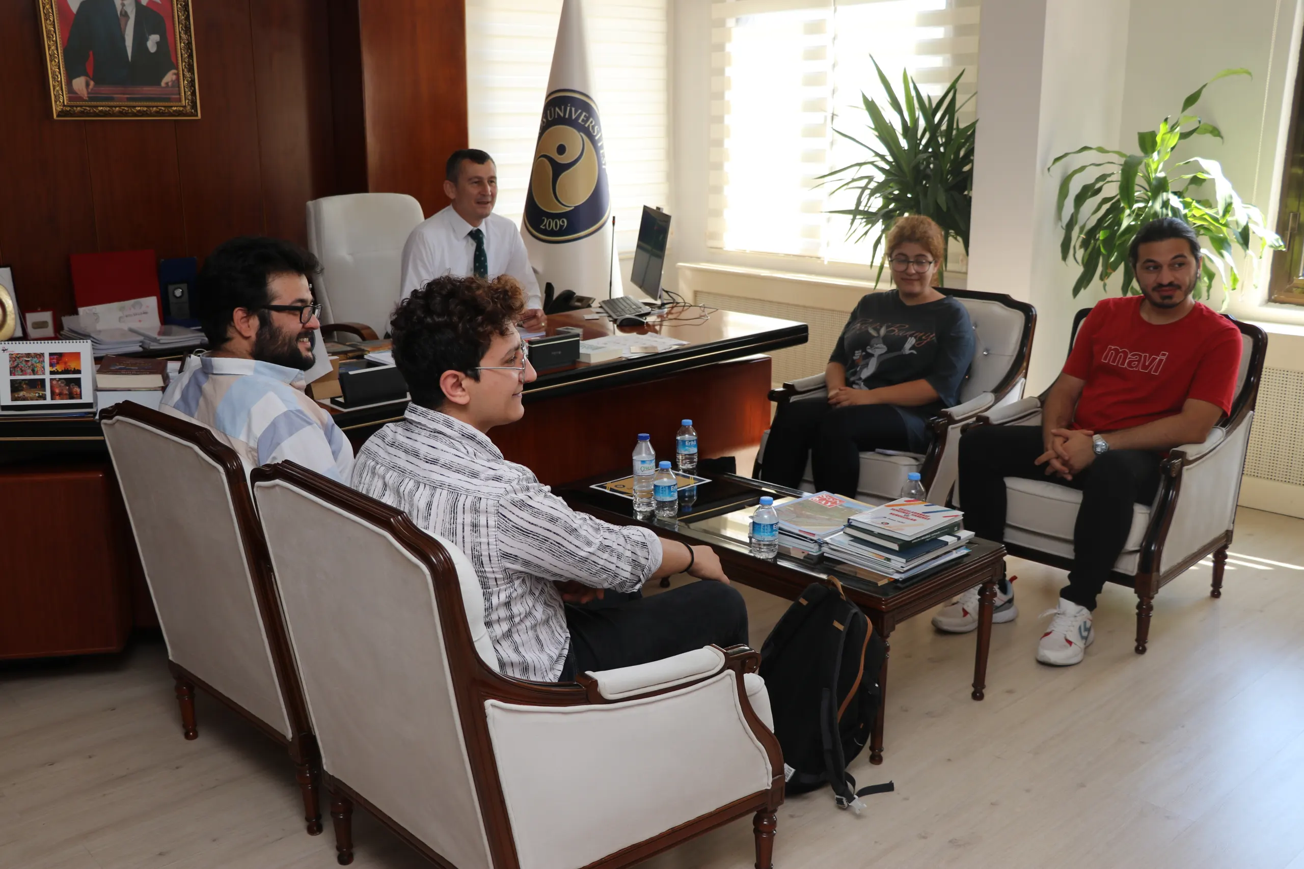 Teknofest’te Finale Çıkan Smartlab Üyelerinden Rektör Arıöz’e Ziyaret