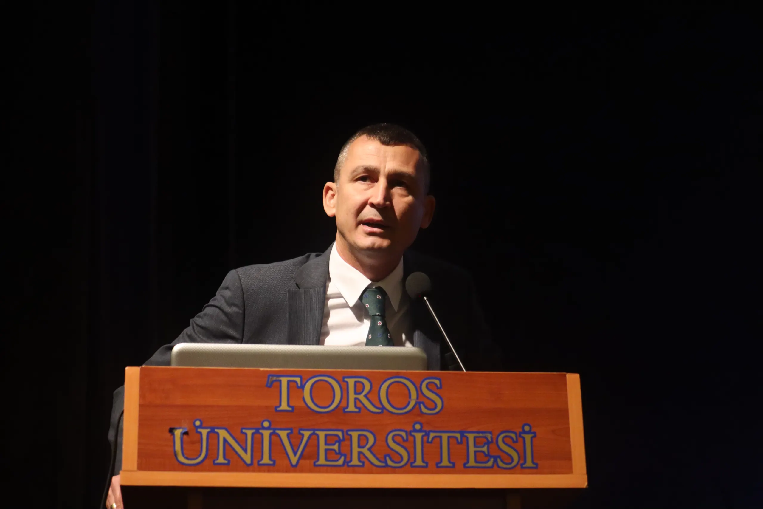 Toros Üniversitesi Gıda, Beslenme ve Gastronomi Dergisi Tanıtıldı