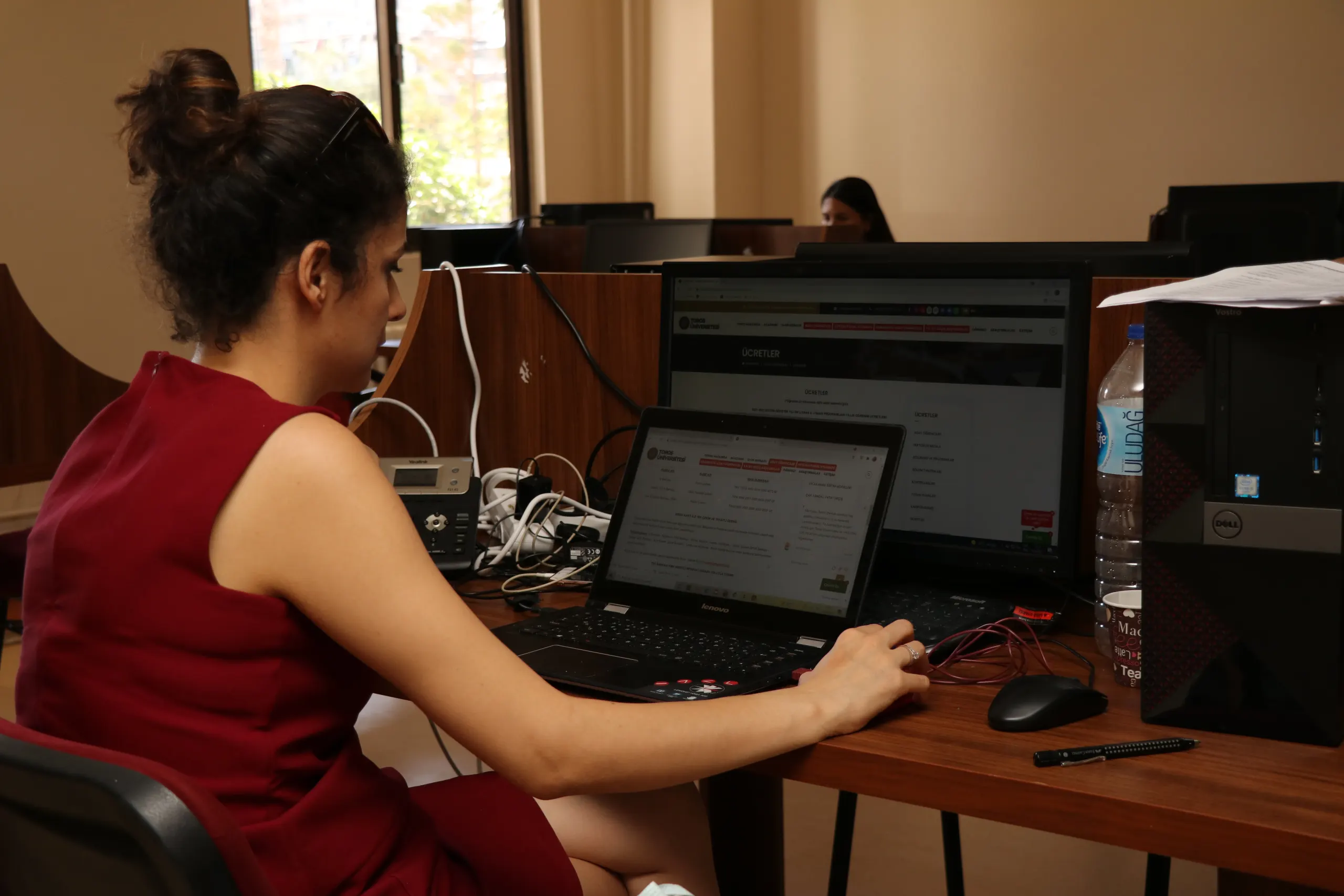 Tercih Döneminde 0324 328 20 02 nolu telefonu arayarak Call Center'a ulaşabilir, bütün sorularınıza cevap bulabilirsiniz.