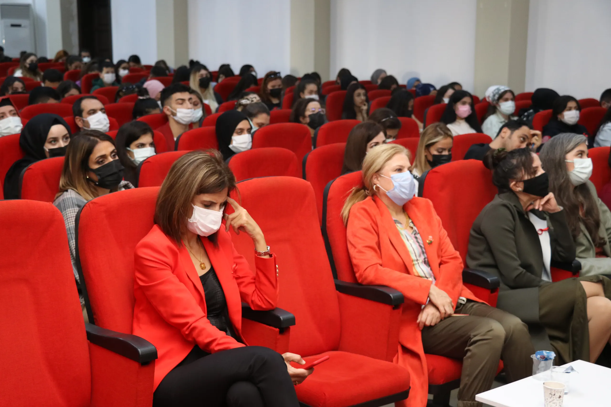 Toros Üniversitesi’nde Hıv/Aids Farkındalık Günü Buluşması