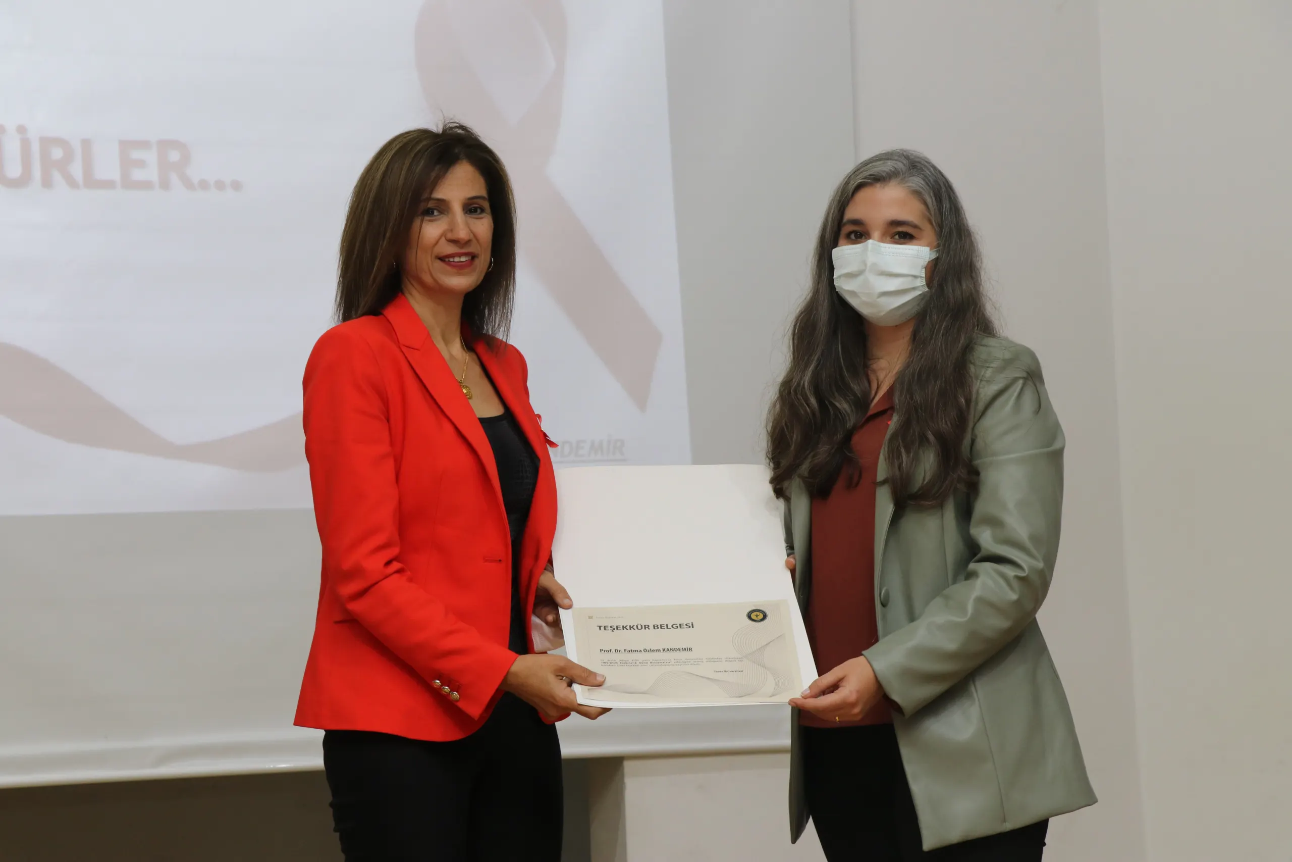 Toros Üniversitesi’nde Hıv/Aids Farkındalık Günü Buluşması