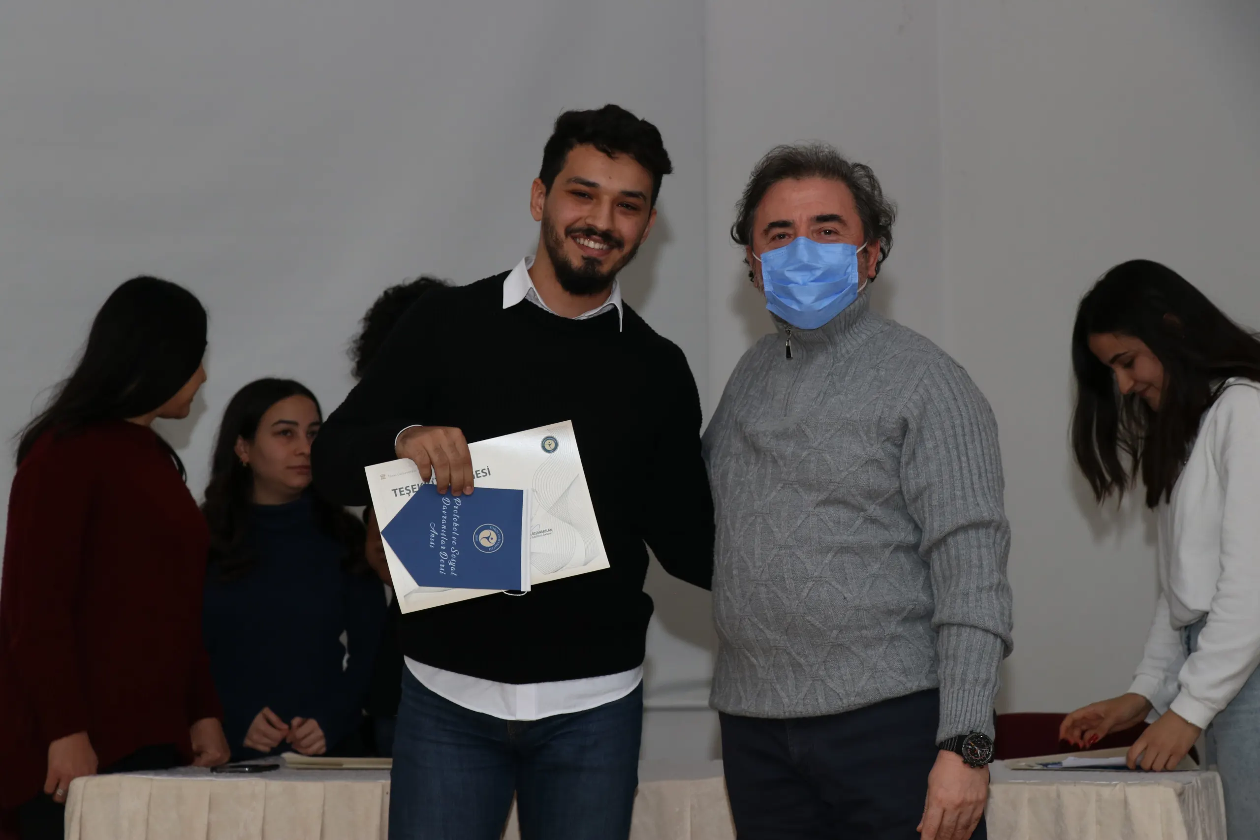 Sağlık Bilimleri Fakültesi Öğrencilerinden Münazara