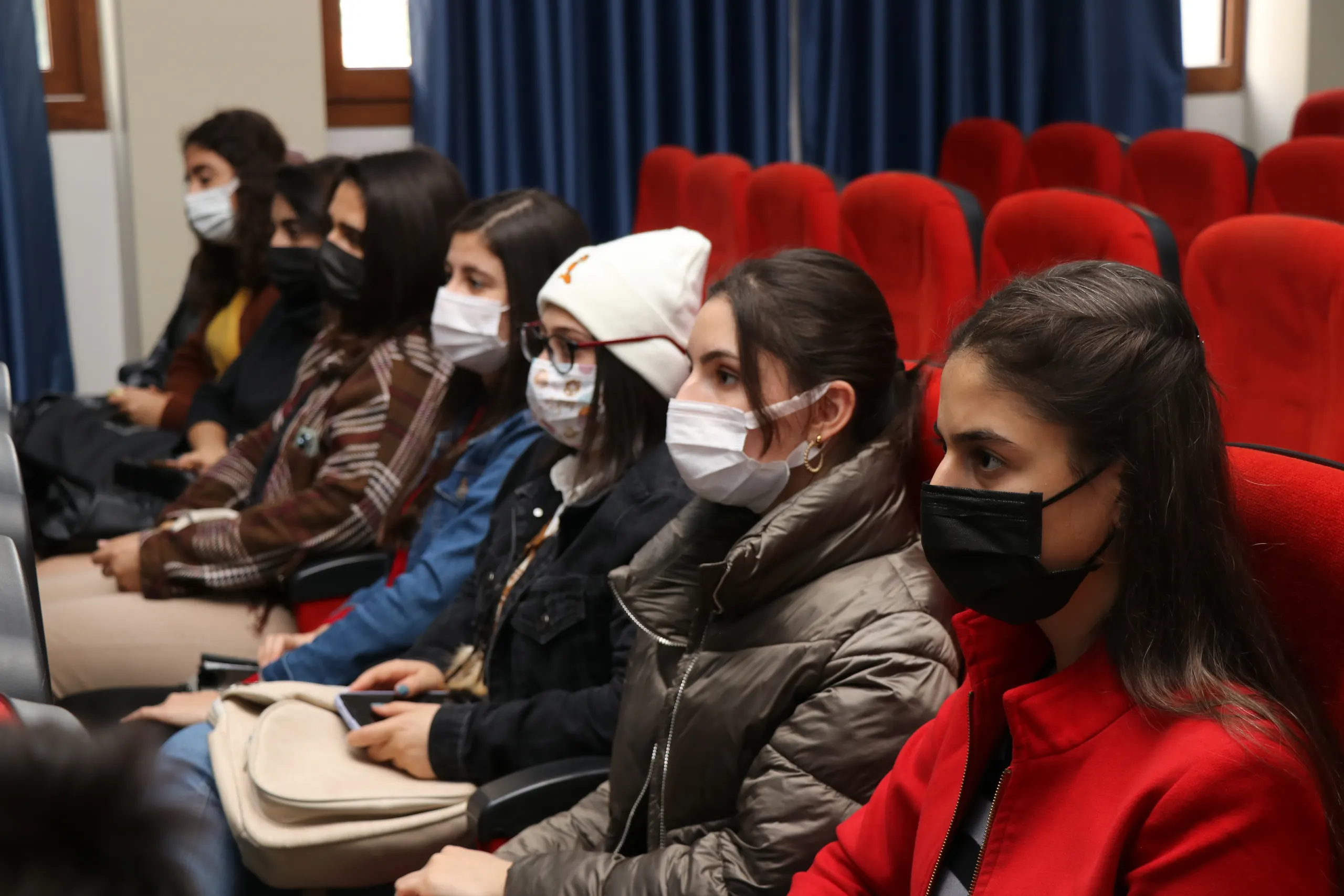 Toros Üniversitesi’nde Sevgiye Engel Yok Etkinliği Yapıldı