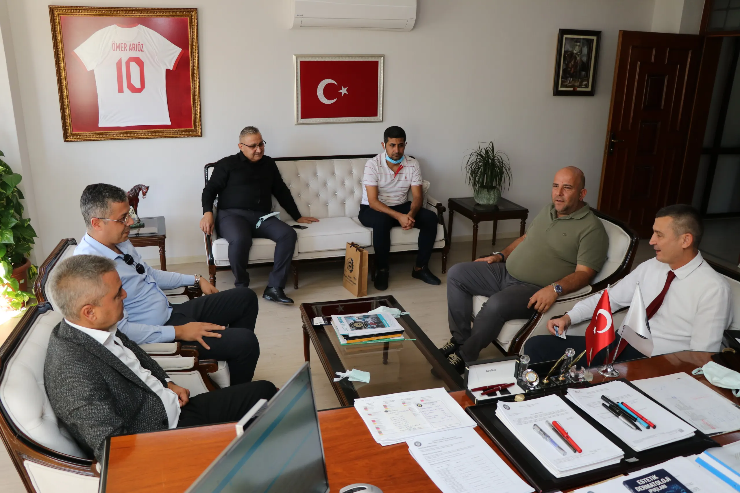 Silifke Ticaret ve Sanayi Odası Başkanı Kaynar’dan Rektör Arıöz’e Ziyaret