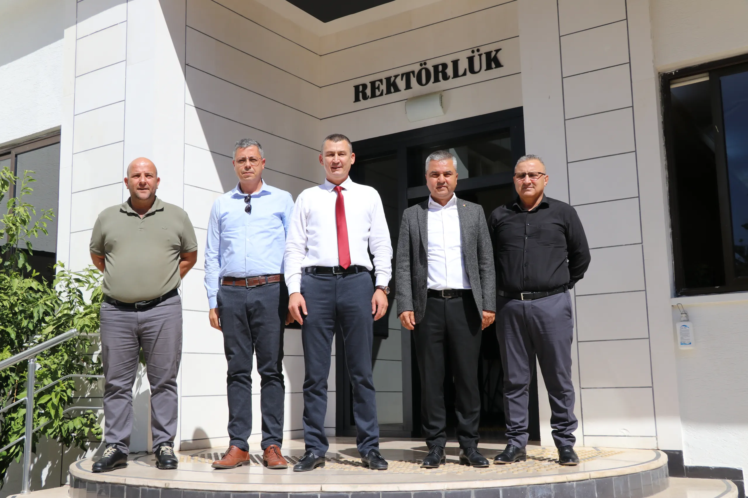 Silifke Ticaret ve Sanayi Odası Başkanı Kaynar’dan Rektör Arıöz’e Ziyaret