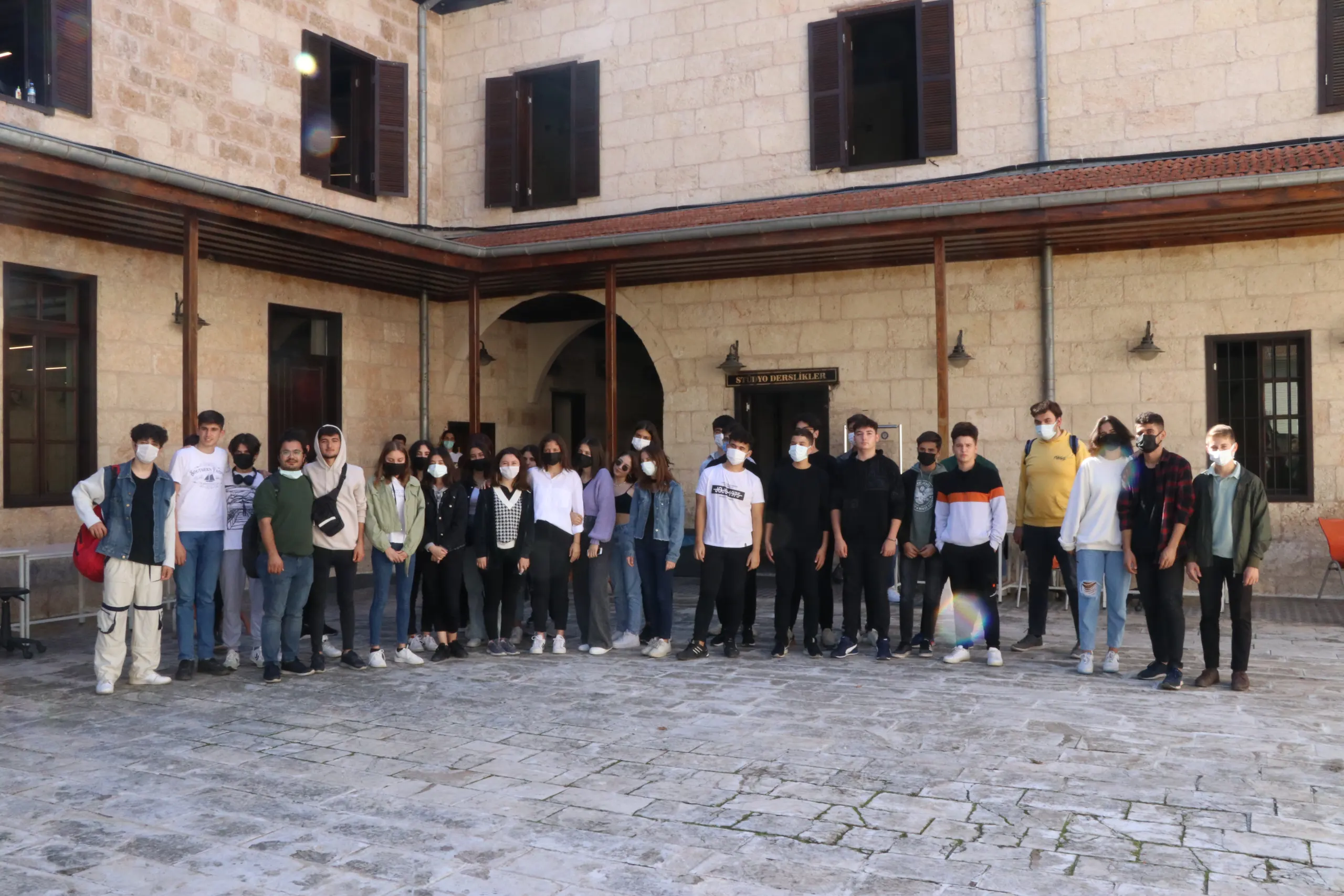 Toros Üniversitesi Liseli Misafilerini Ağırladı