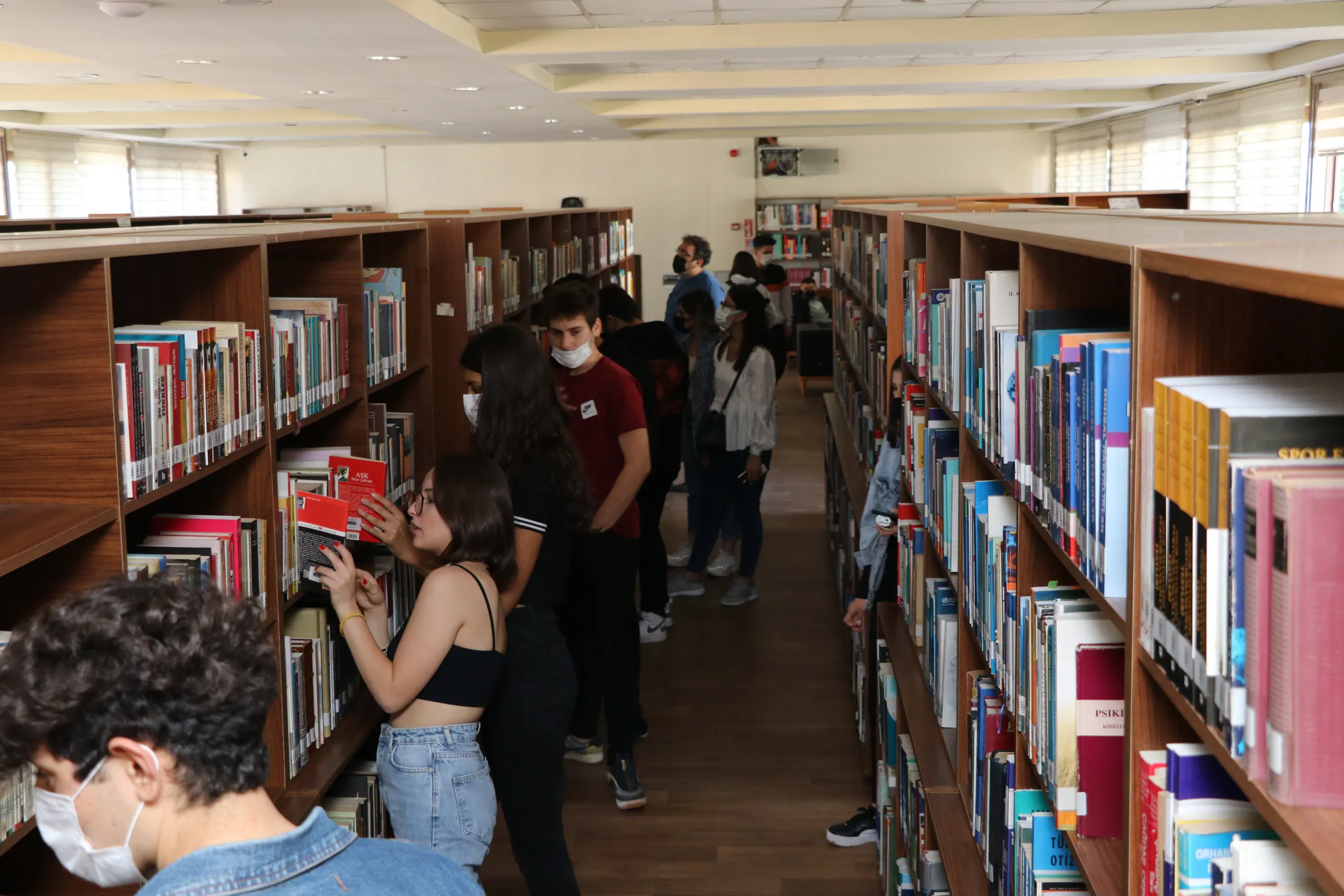 Toros Üniversitesi Liseli Misafilerini Ağırladı