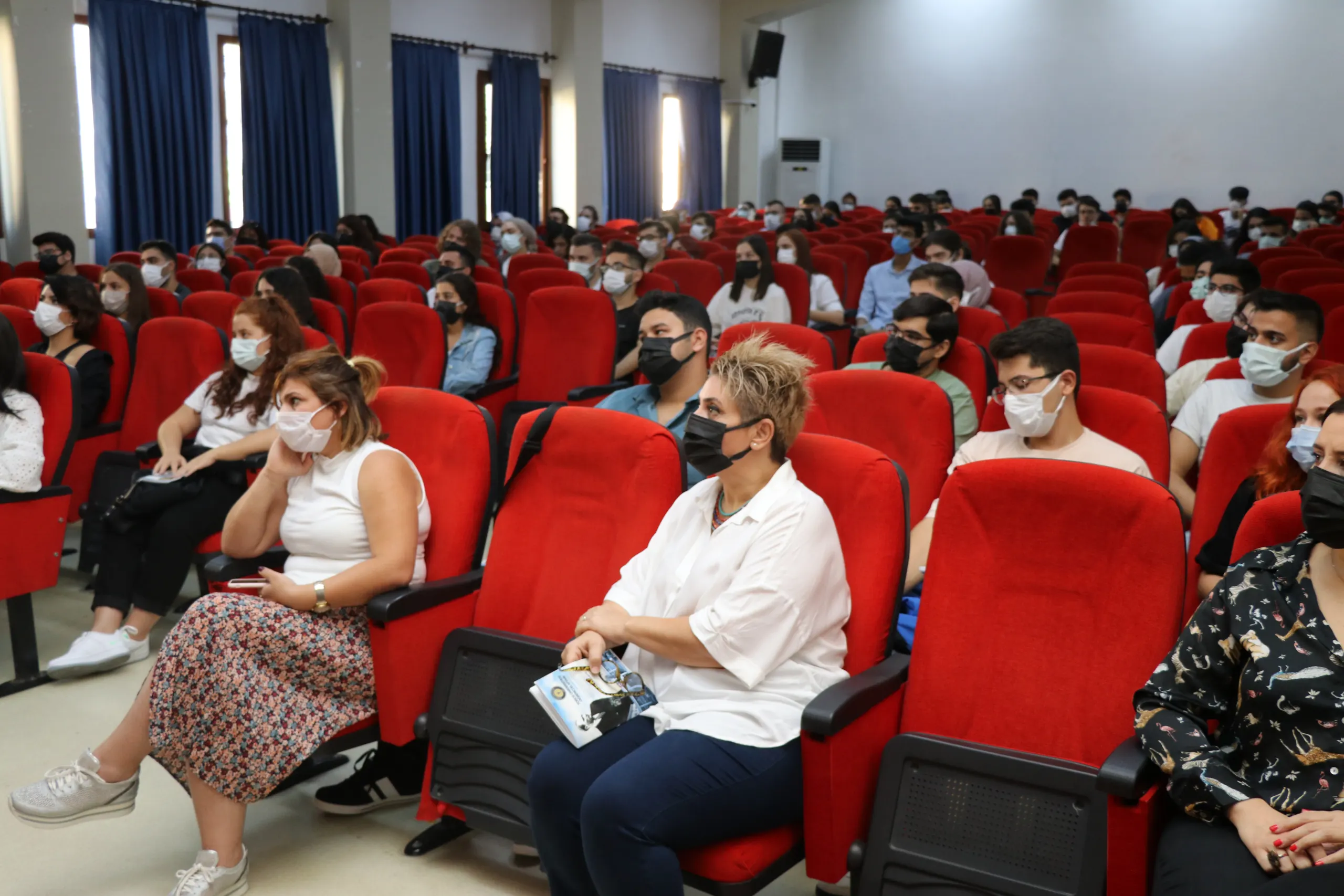 Toros Üniversitesi'nde Oryantasyon Eğitimi