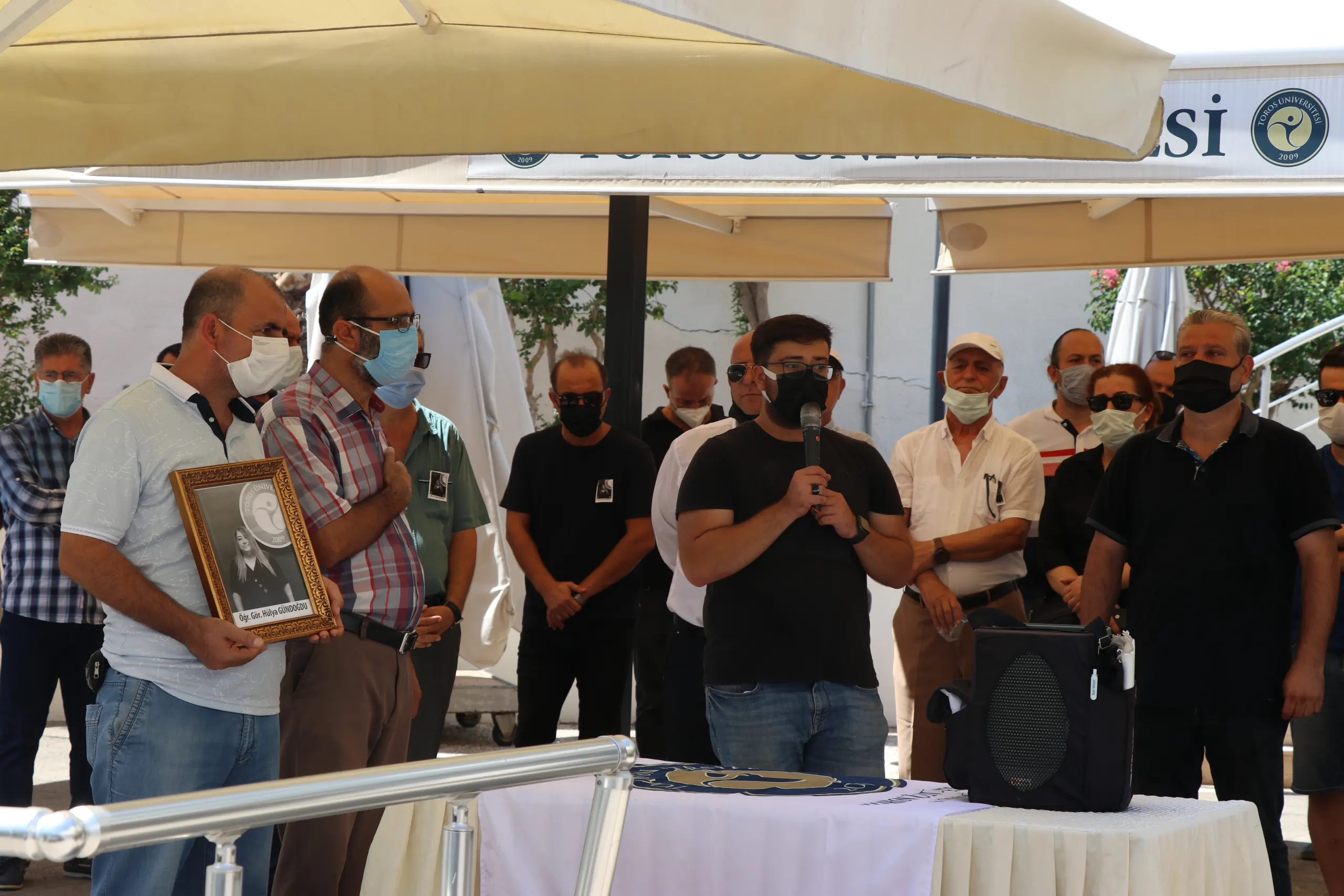 Toros Ailesi, Hülya Gündoğdu İçin Anma ve Veda Töreni Düzenledi